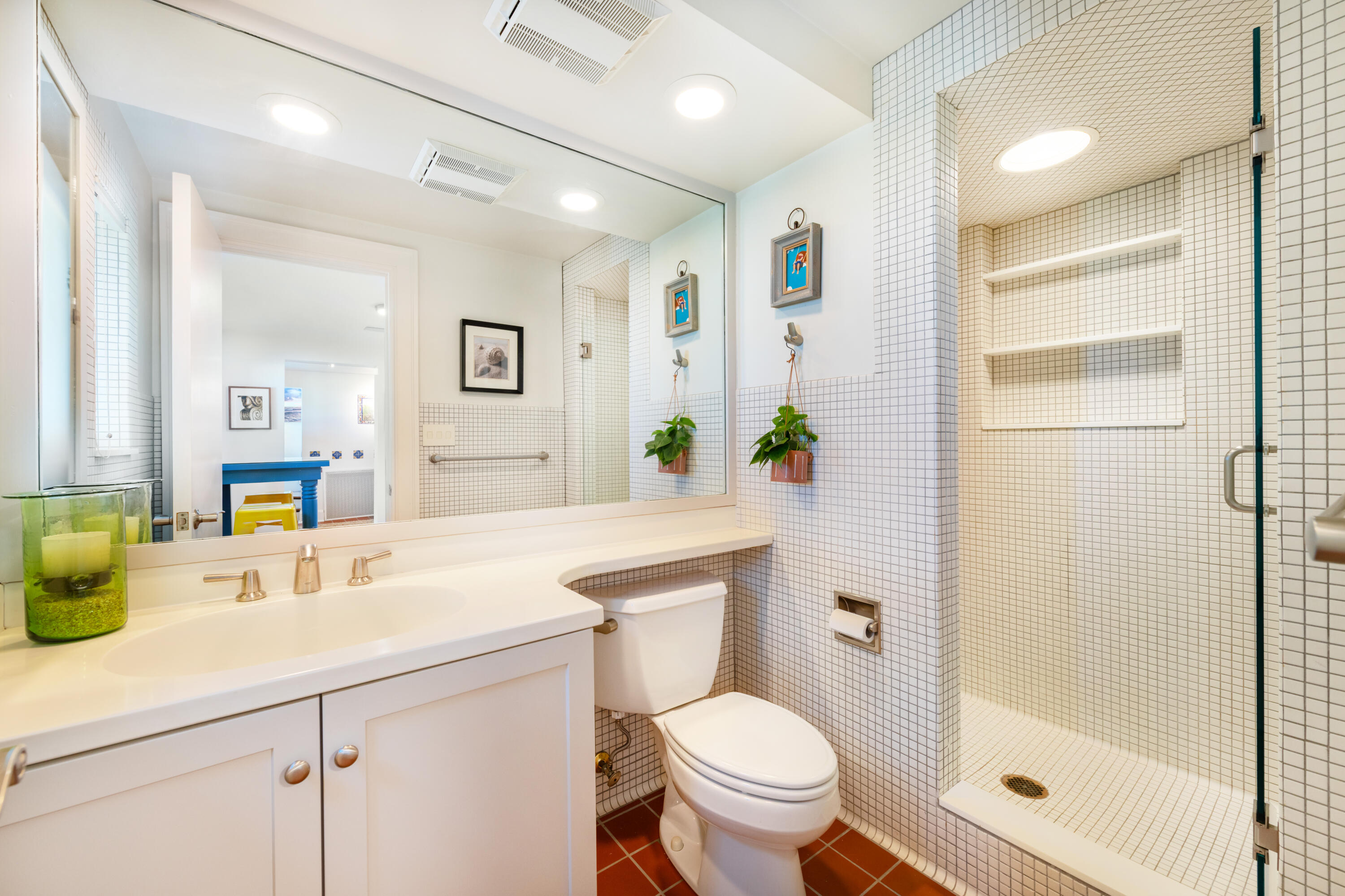 2306 Lake Shore Drive