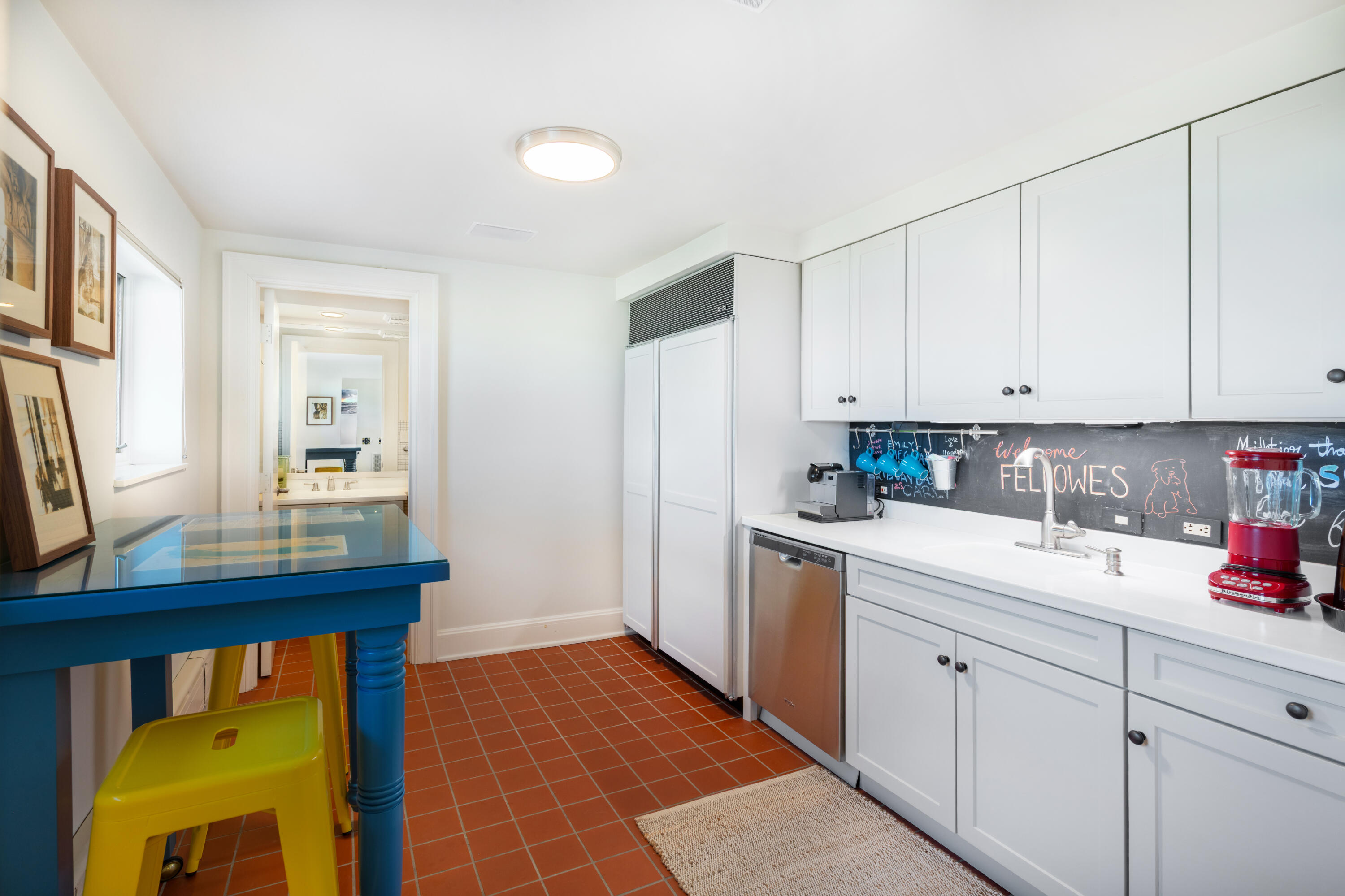 2306 Lake Shore Drive