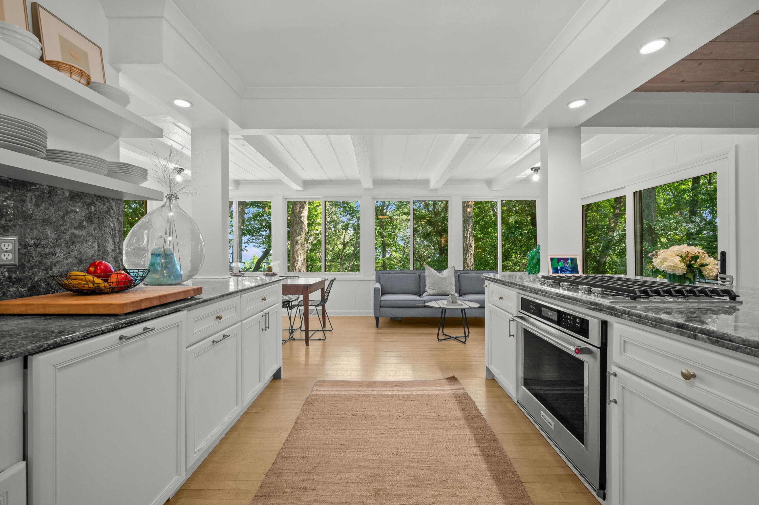 3524 Manitou Trail
