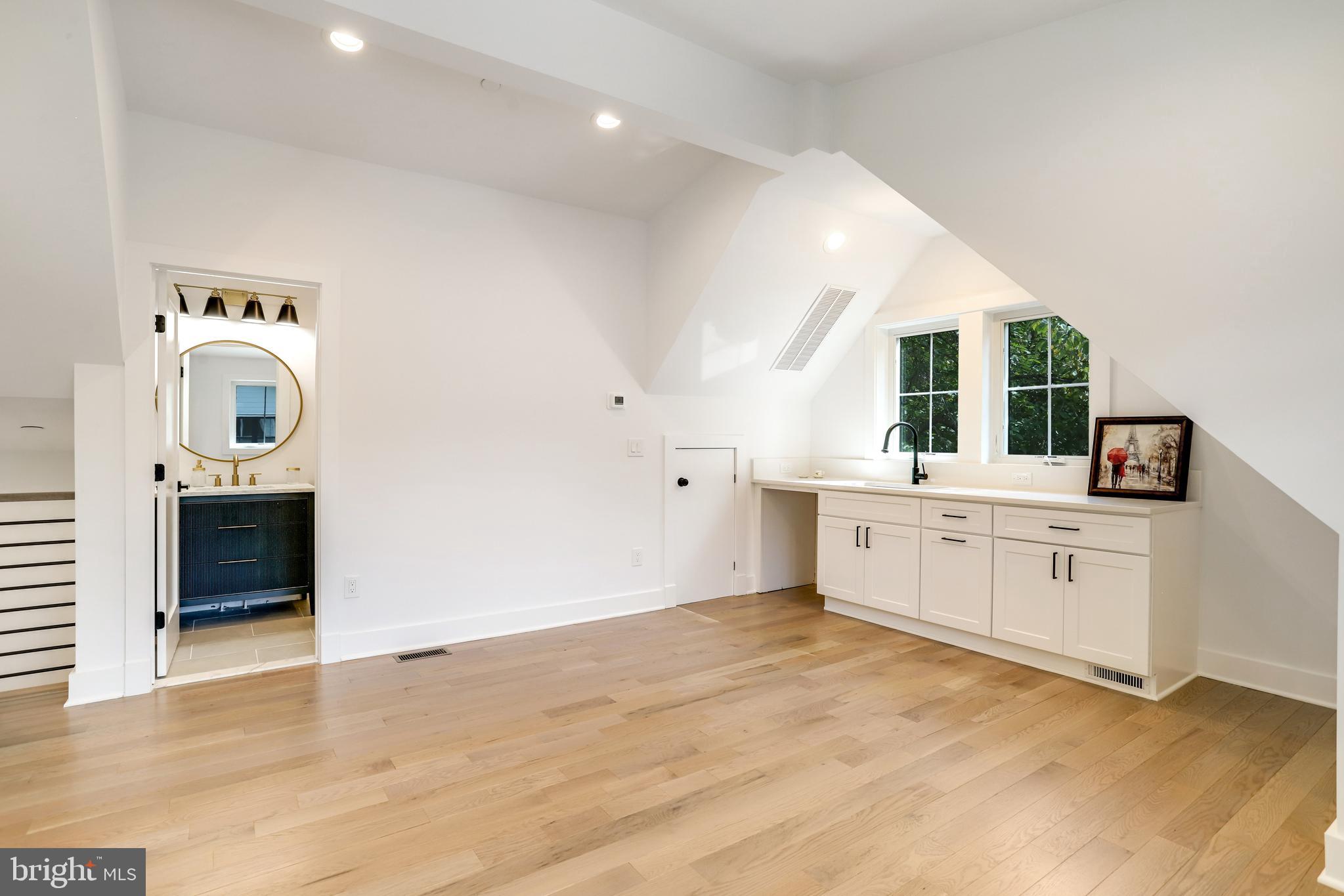 4517 CLERMONT PLACE