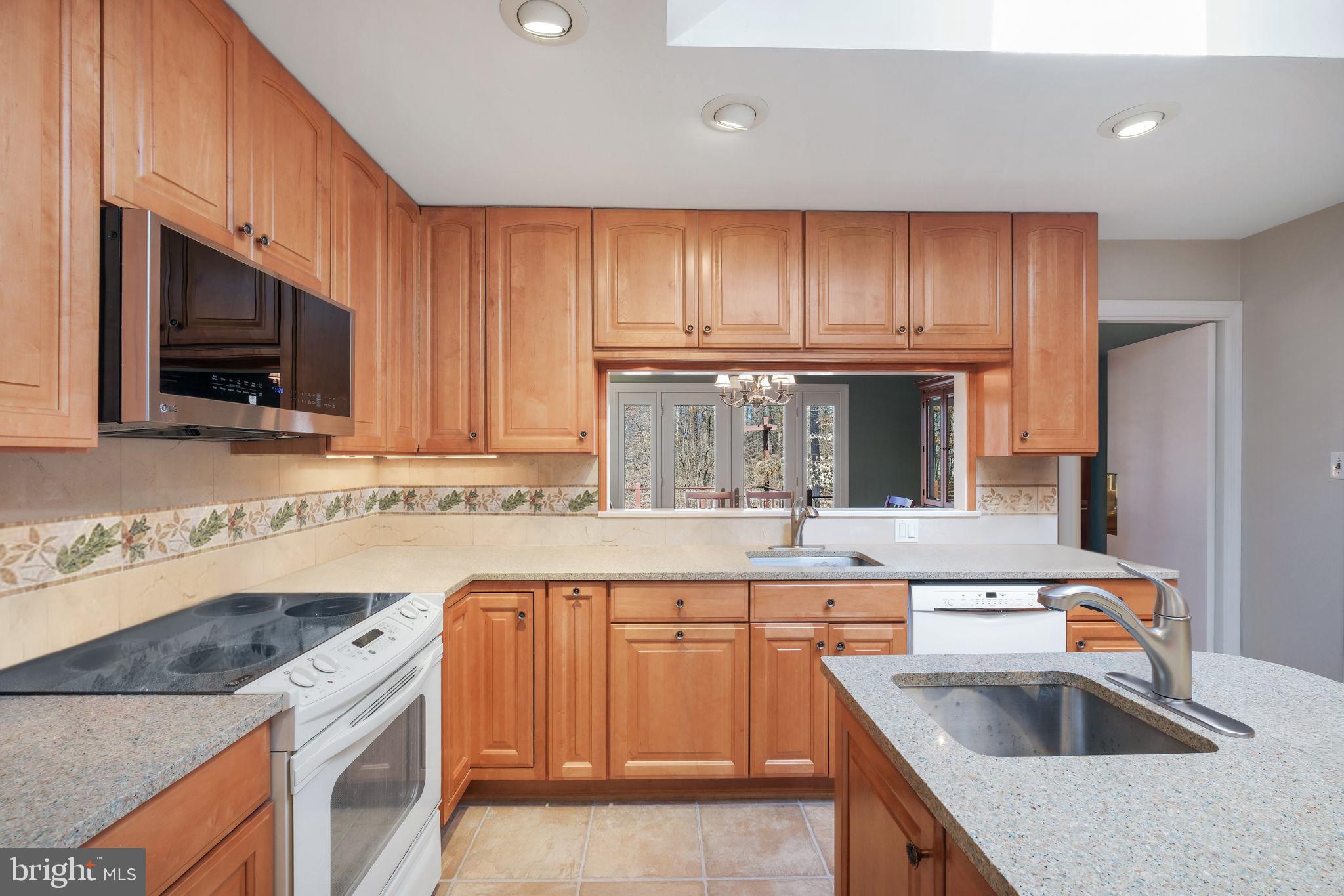 9508 MICHAELS COURT