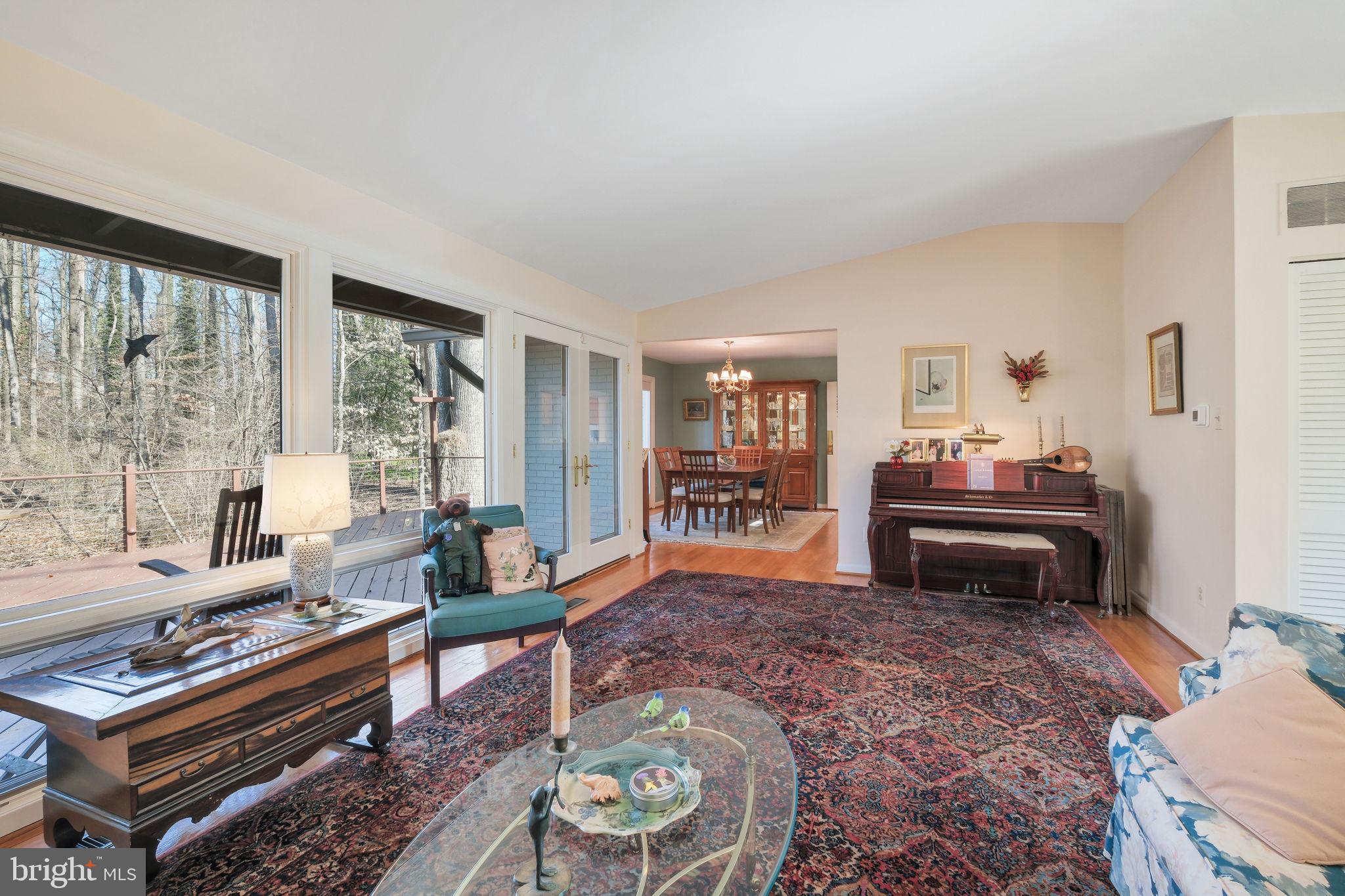 9508 MICHAELS COURT