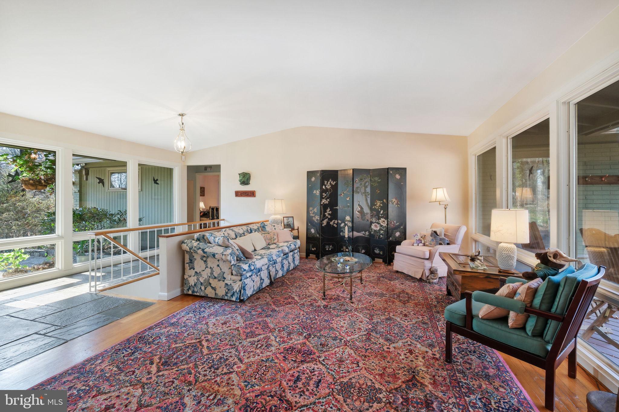 9508 MICHAELS COURT