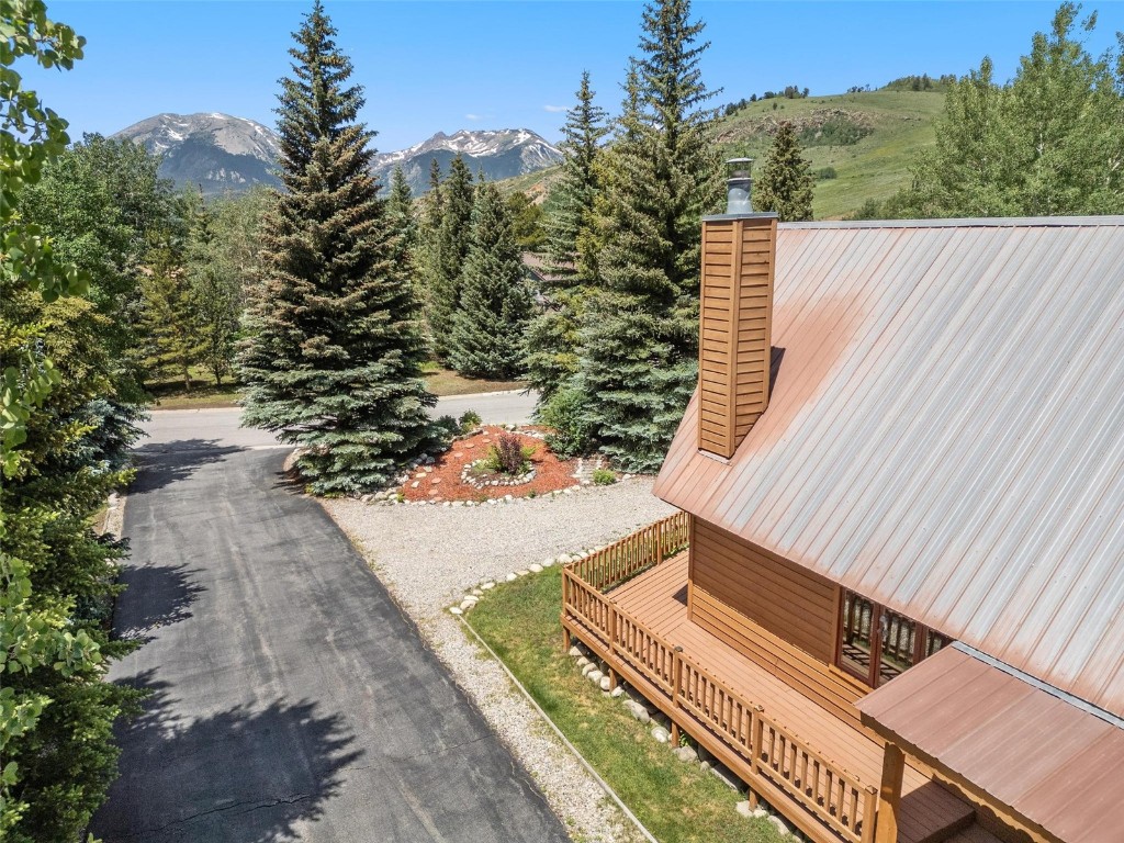 226 Cottonwood DRIVE