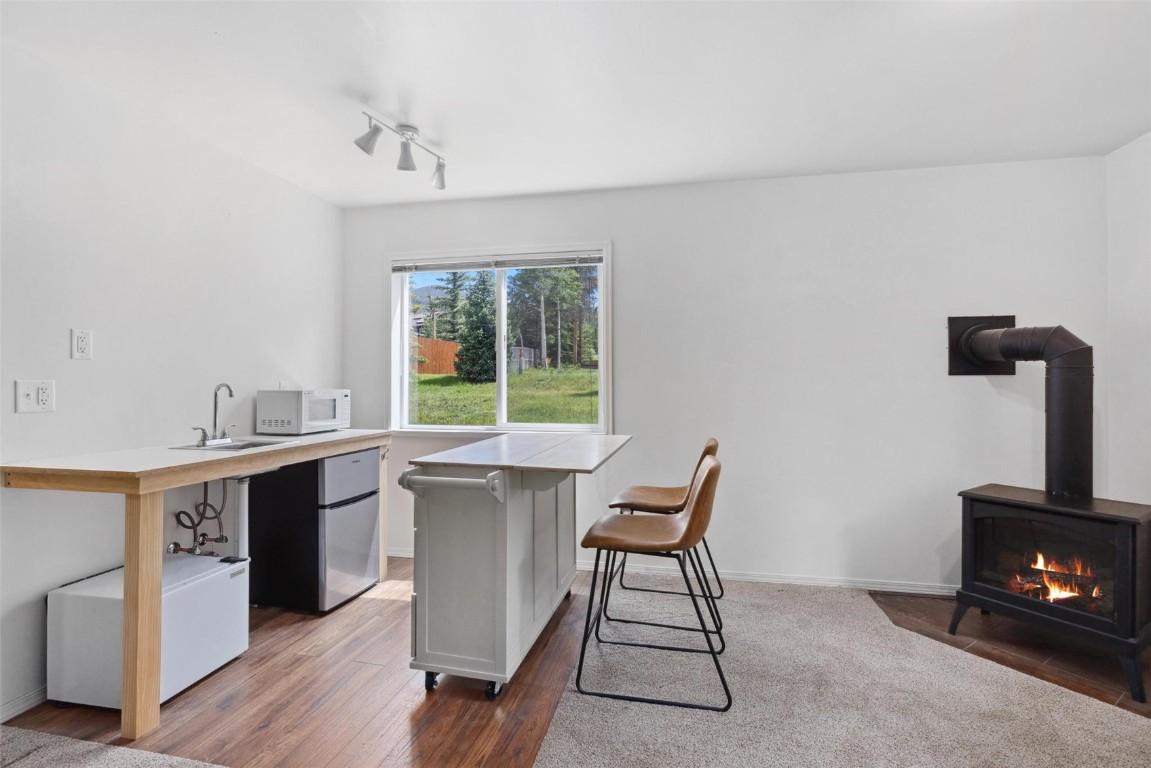 226 Cottonwood DRIVE