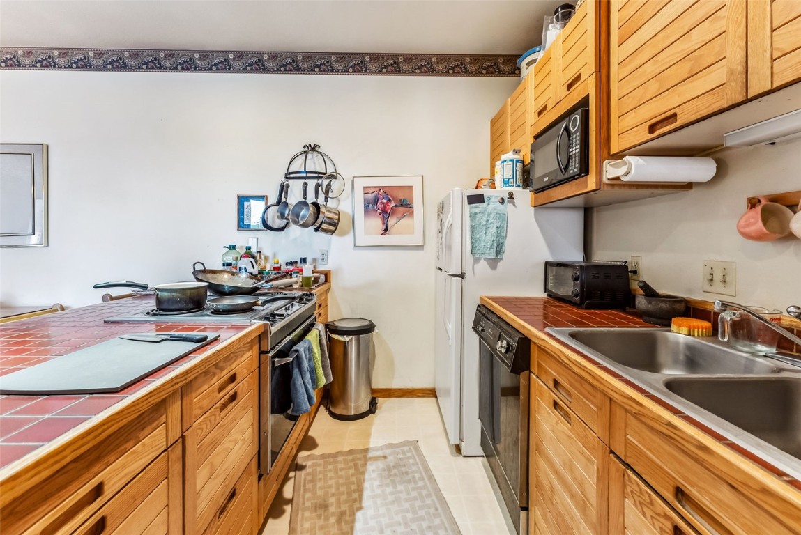 91400 Ryan Gulch ROAD 91403