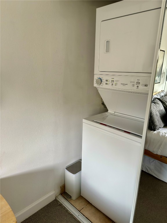 370 E La Bonte STREET C