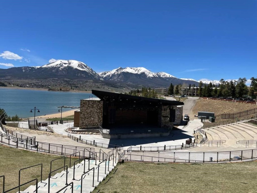 370 E La Bonte STREET C