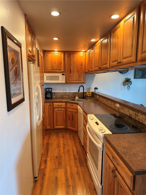 370 E La Bonte STREET C