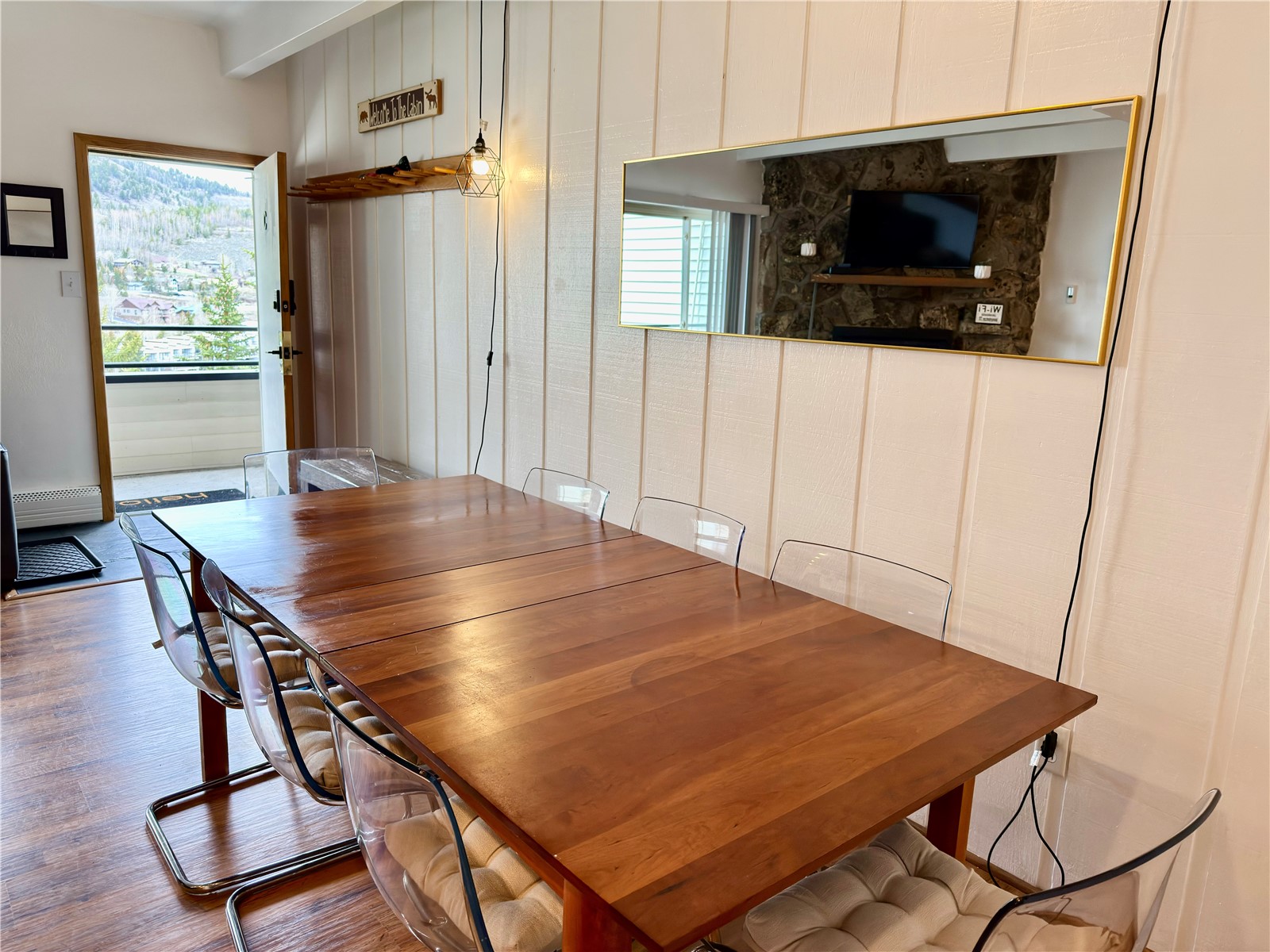 370 E La Bonte STREET C