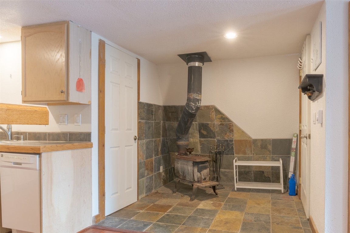 291 Doris DRIVE