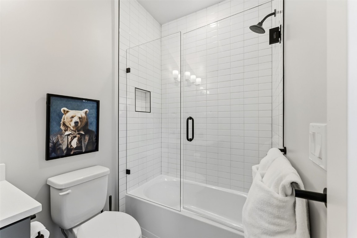 1301 Adams AVENUE 107