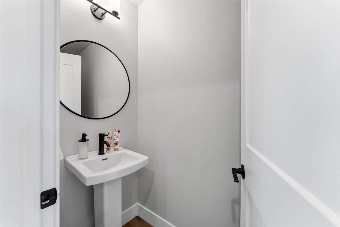 1301 Adams AVENUE 107