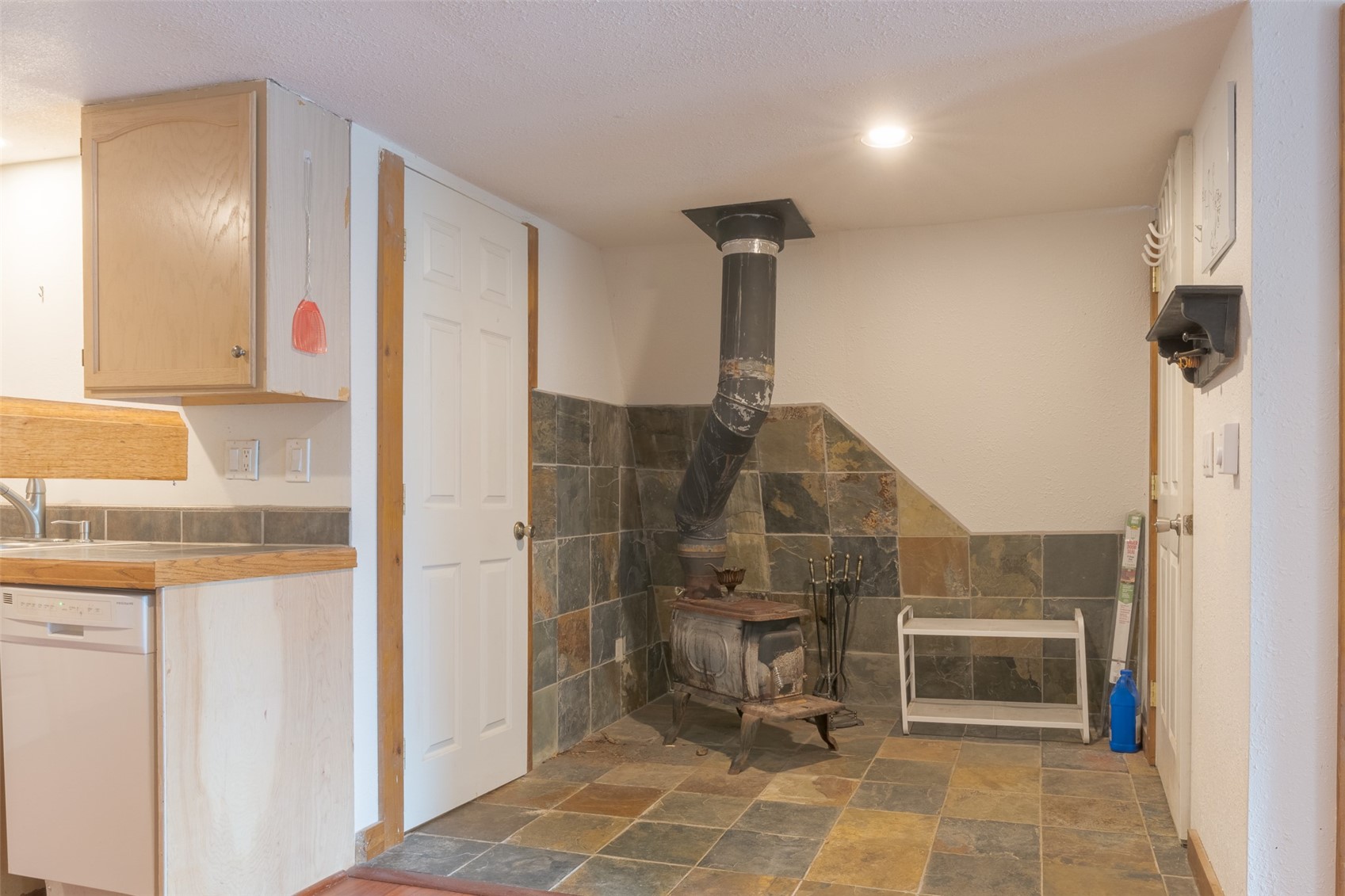 291 Doris DRIVE