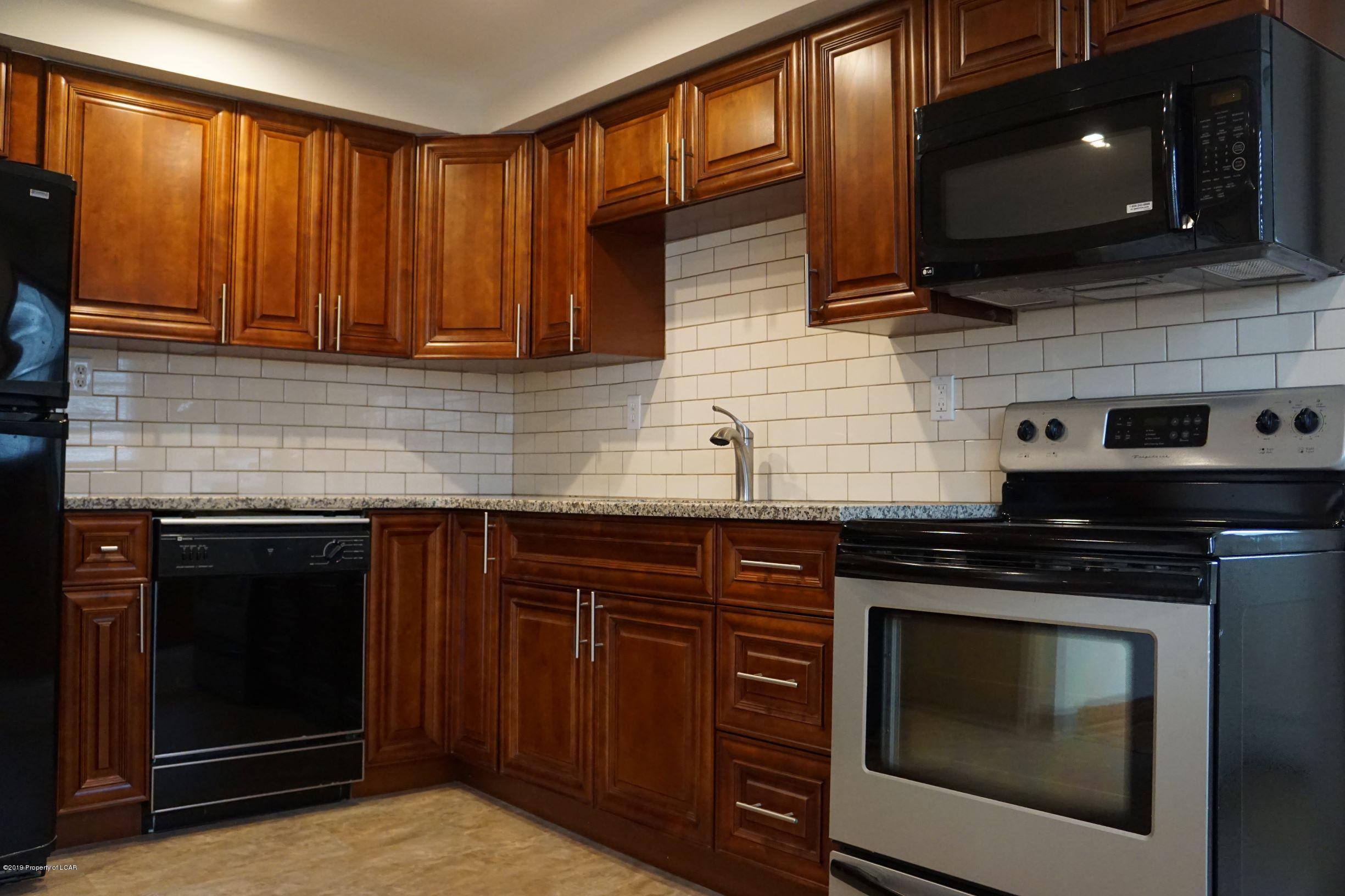 81 Rose Avenue, Wilkes-Barre