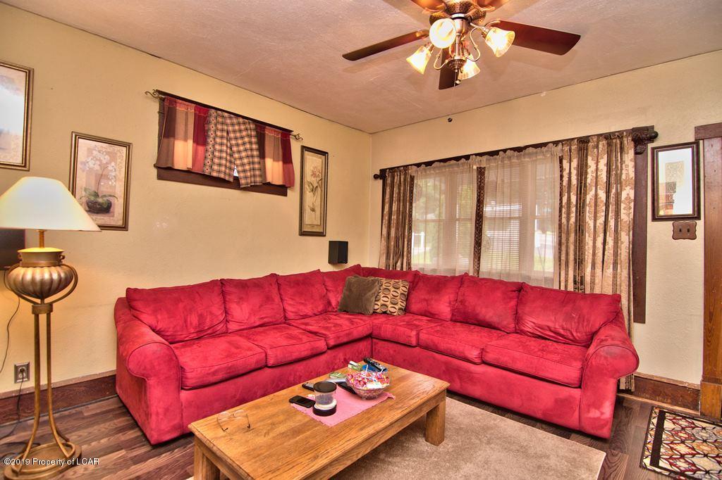 8 W Kirmar Avenue