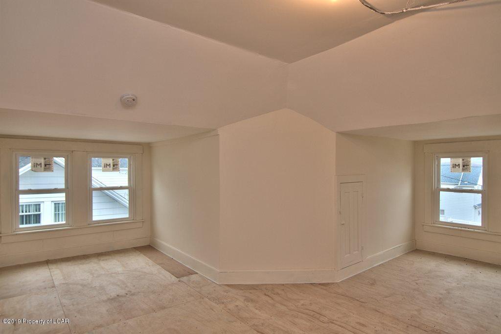 30 Delaware Street, Wilkes-Barre