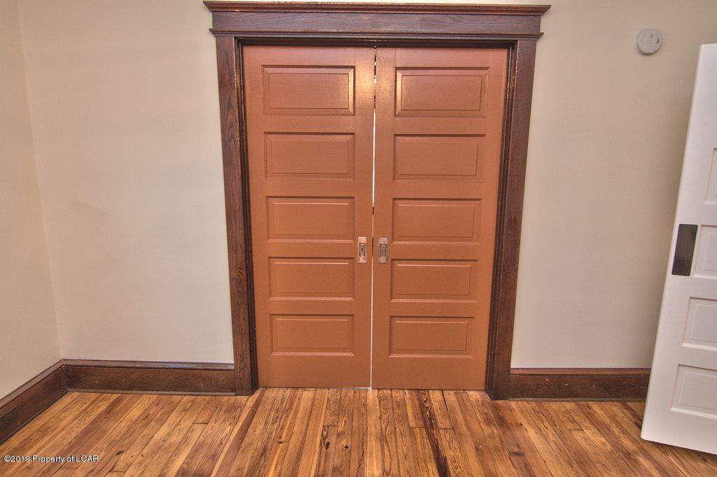 30 Delaware Street, Wilkes-Barre