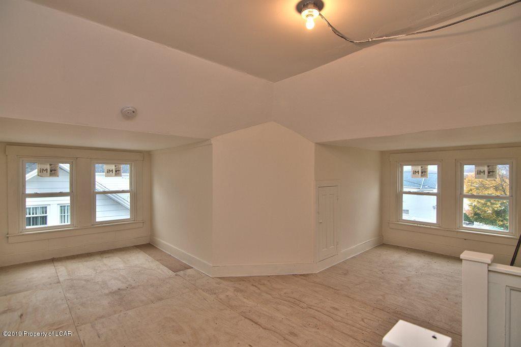 30 Delaware Street, Wilkes-Barre
