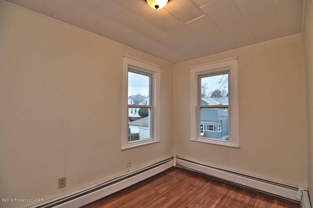 43 Cedar Street, Wilkes-Barre