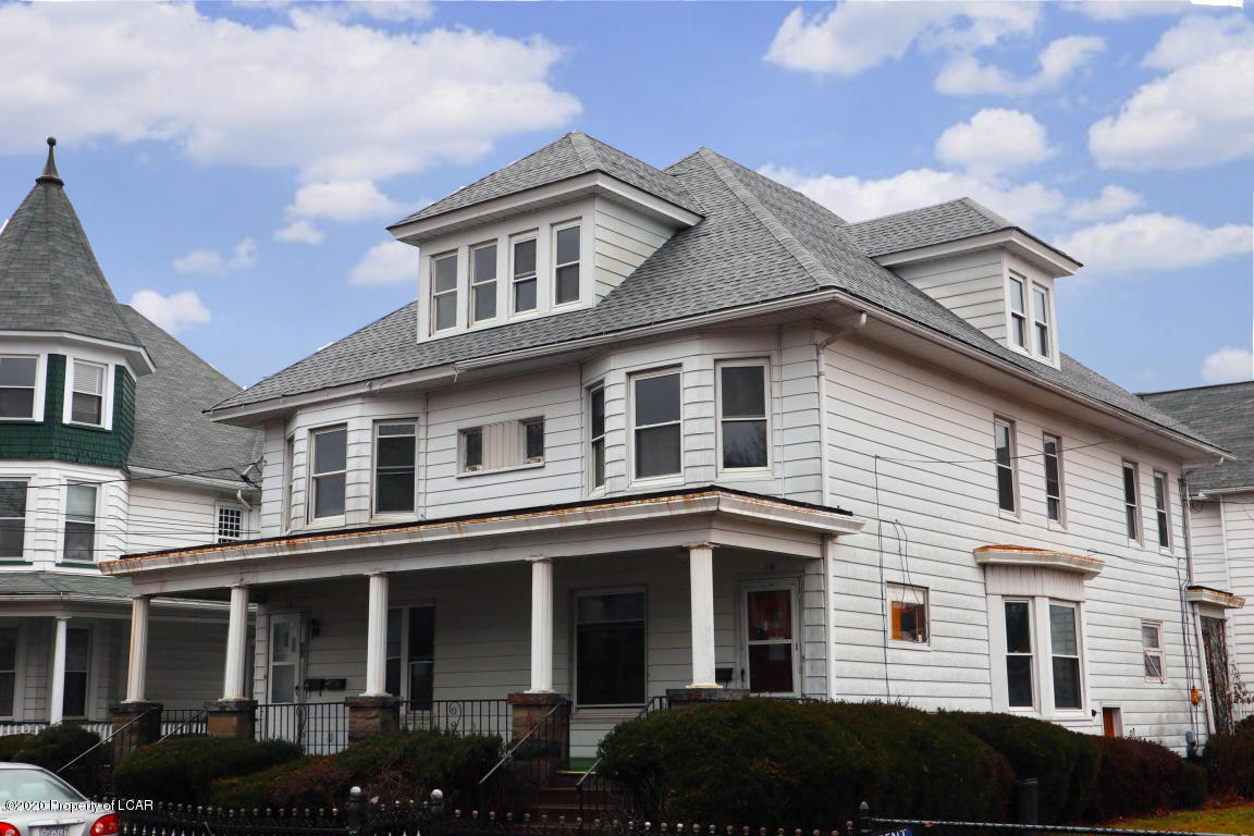 16 Front Street