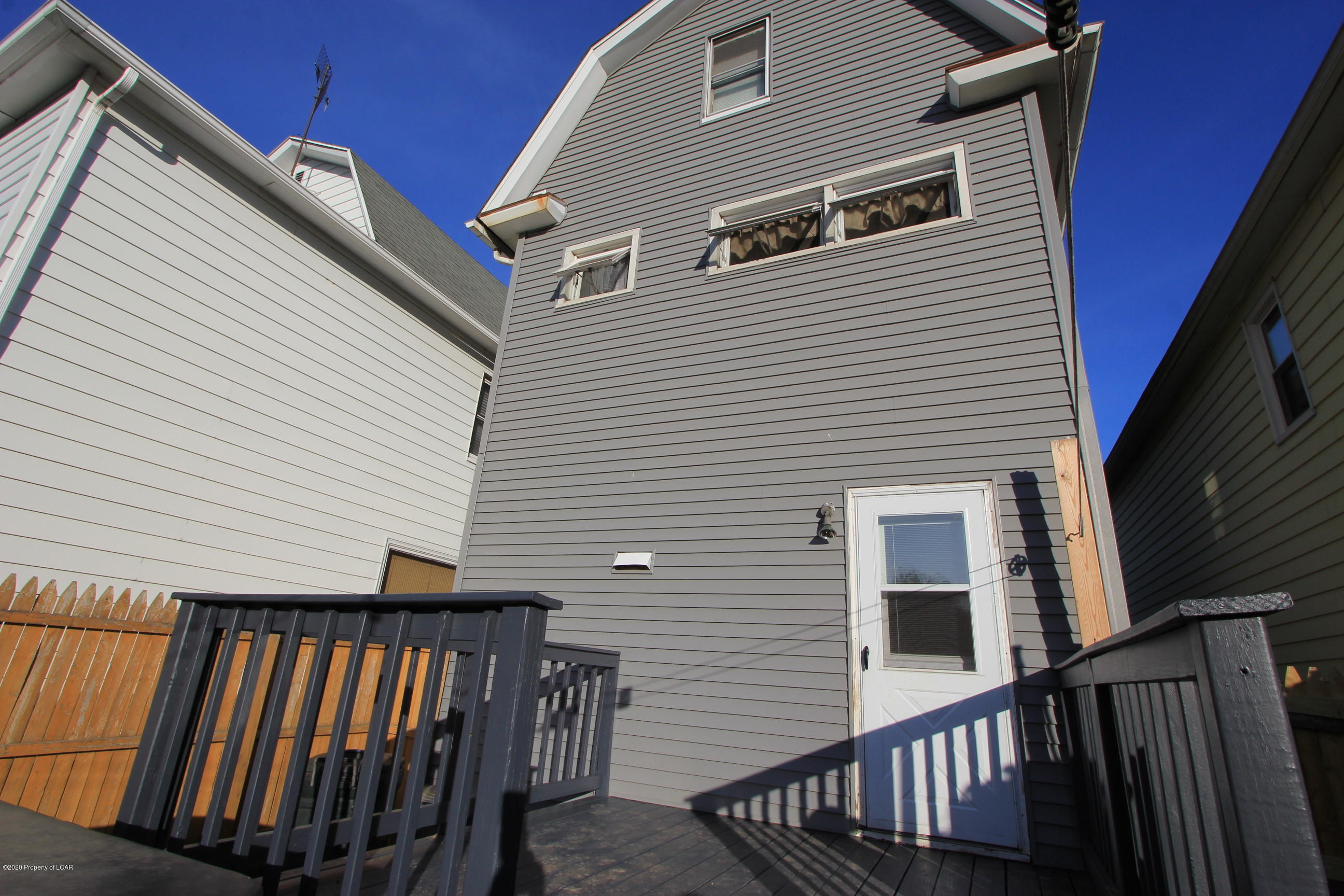 414 Schuyler Avenue