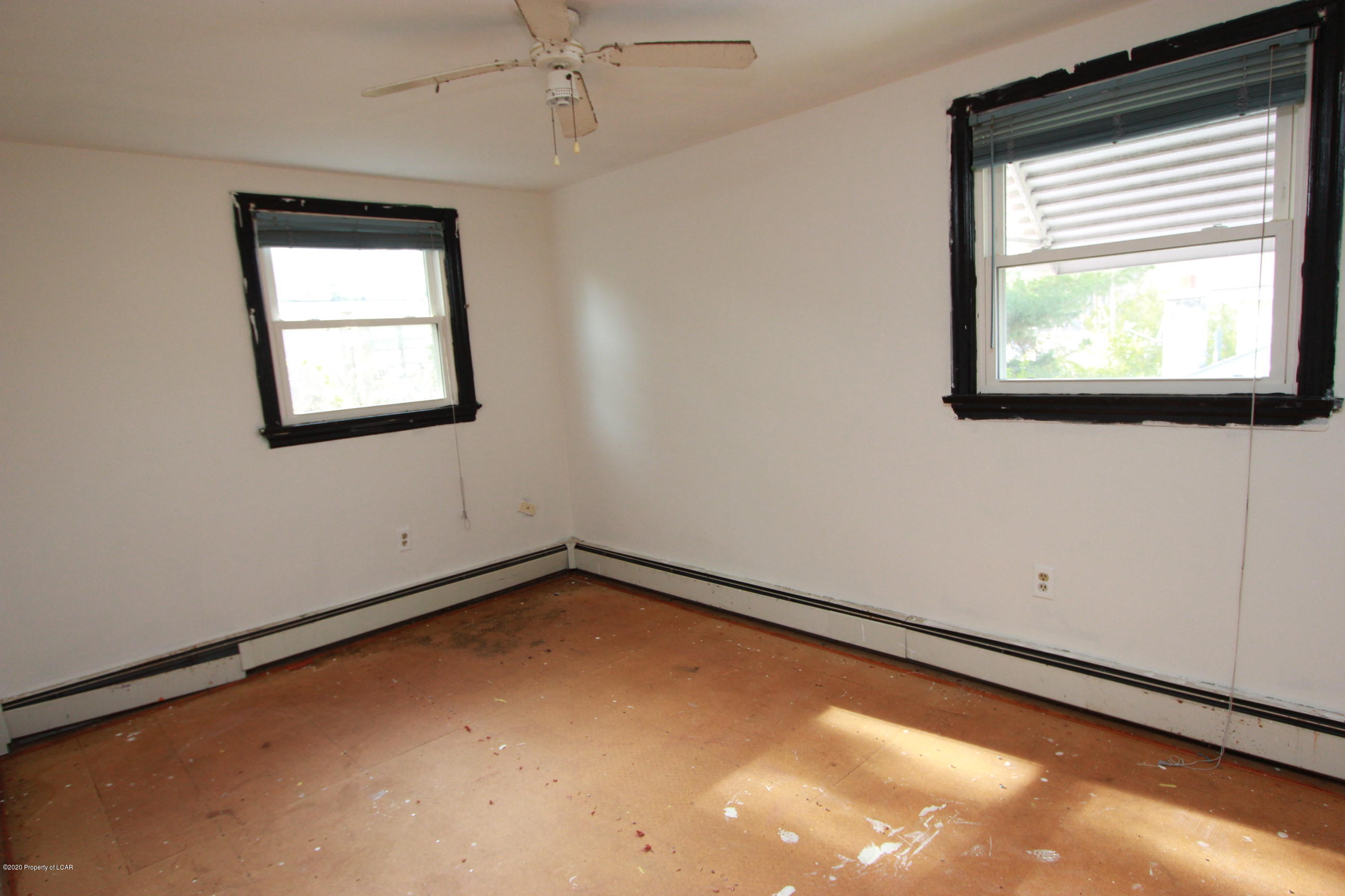 54 Corlear Street, Wilkes-Barre