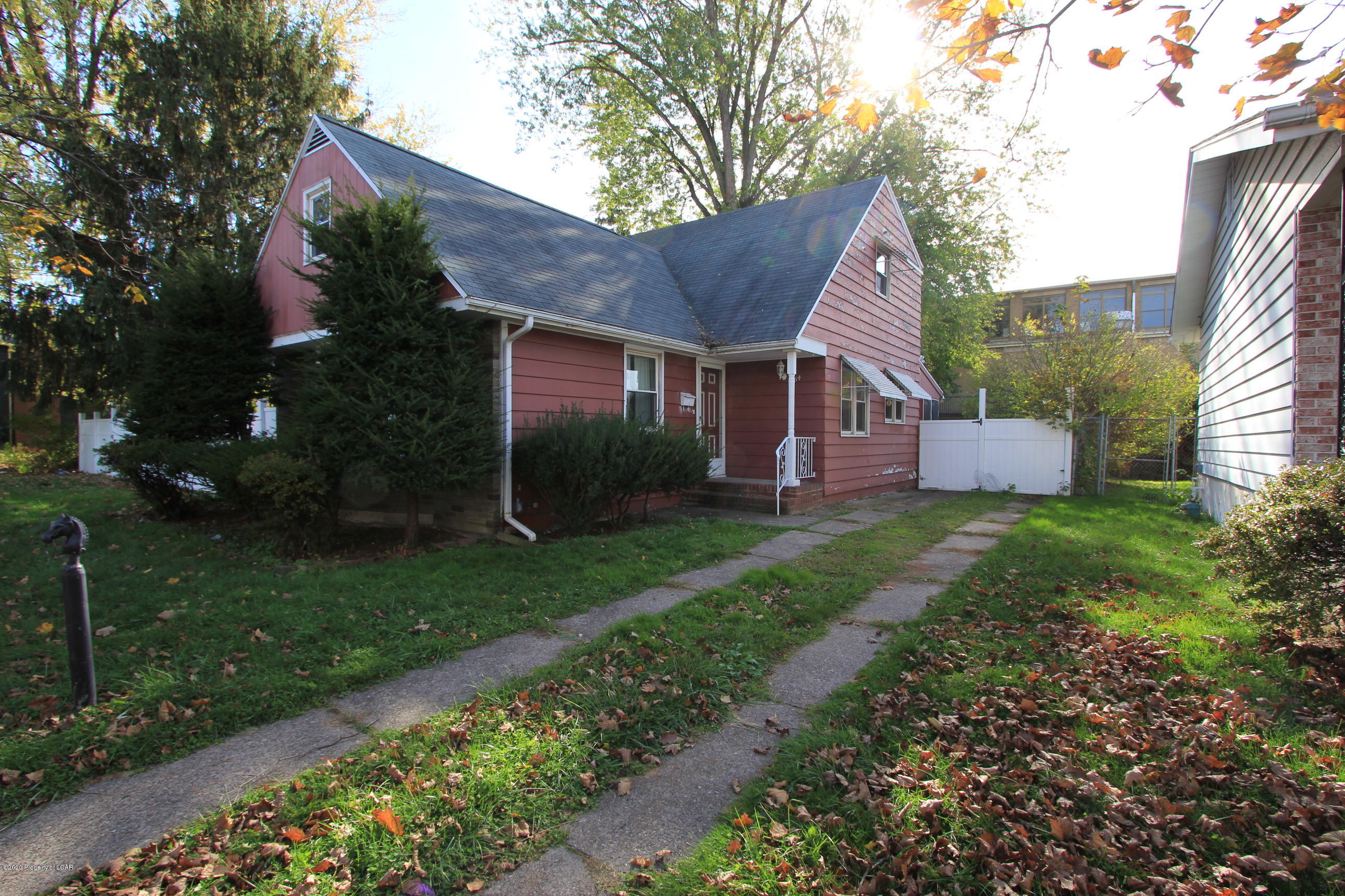 54 Corlear Street, Wilkes-Barre