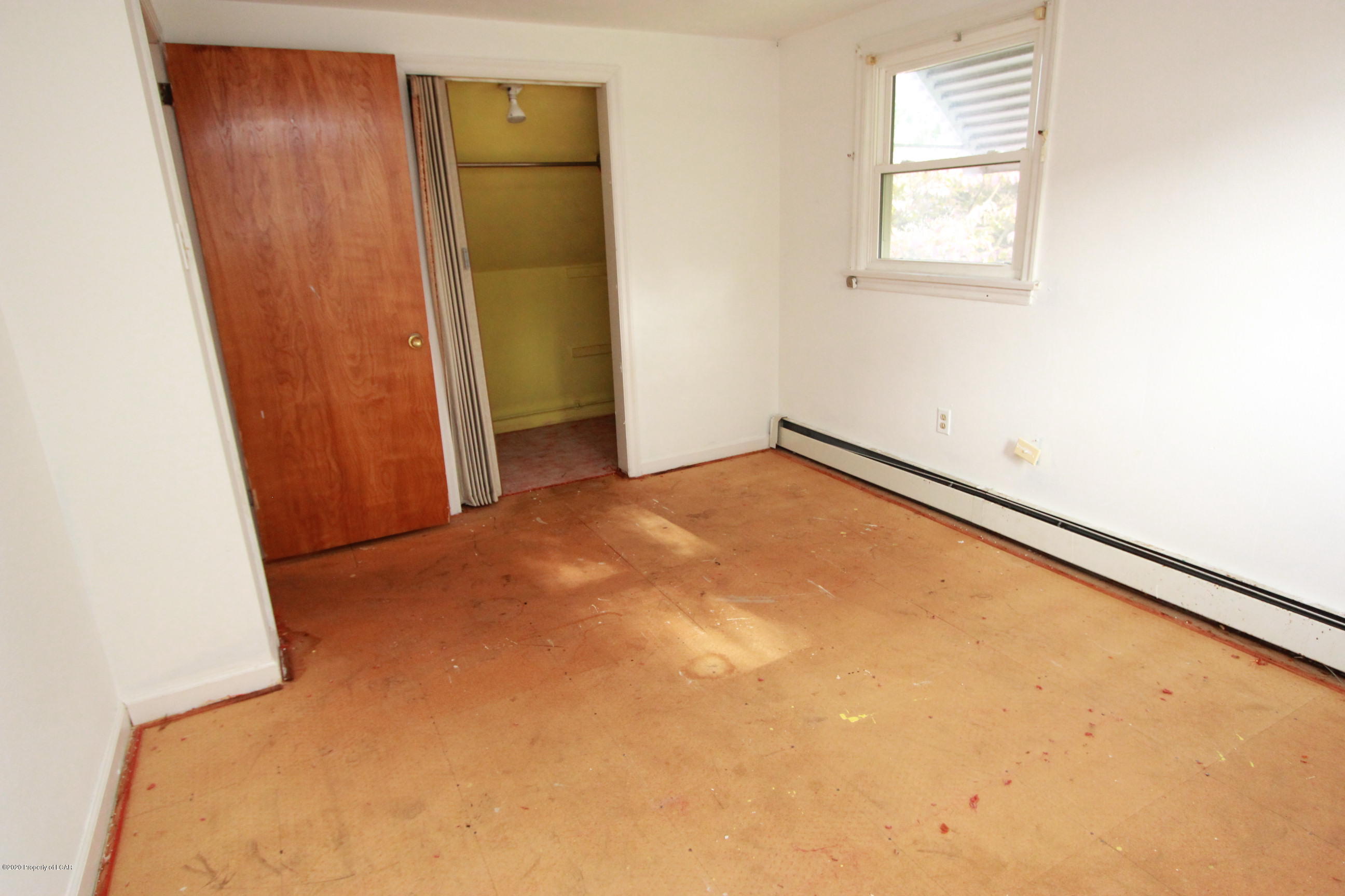 54 Corlear Street, Wilkes-Barre