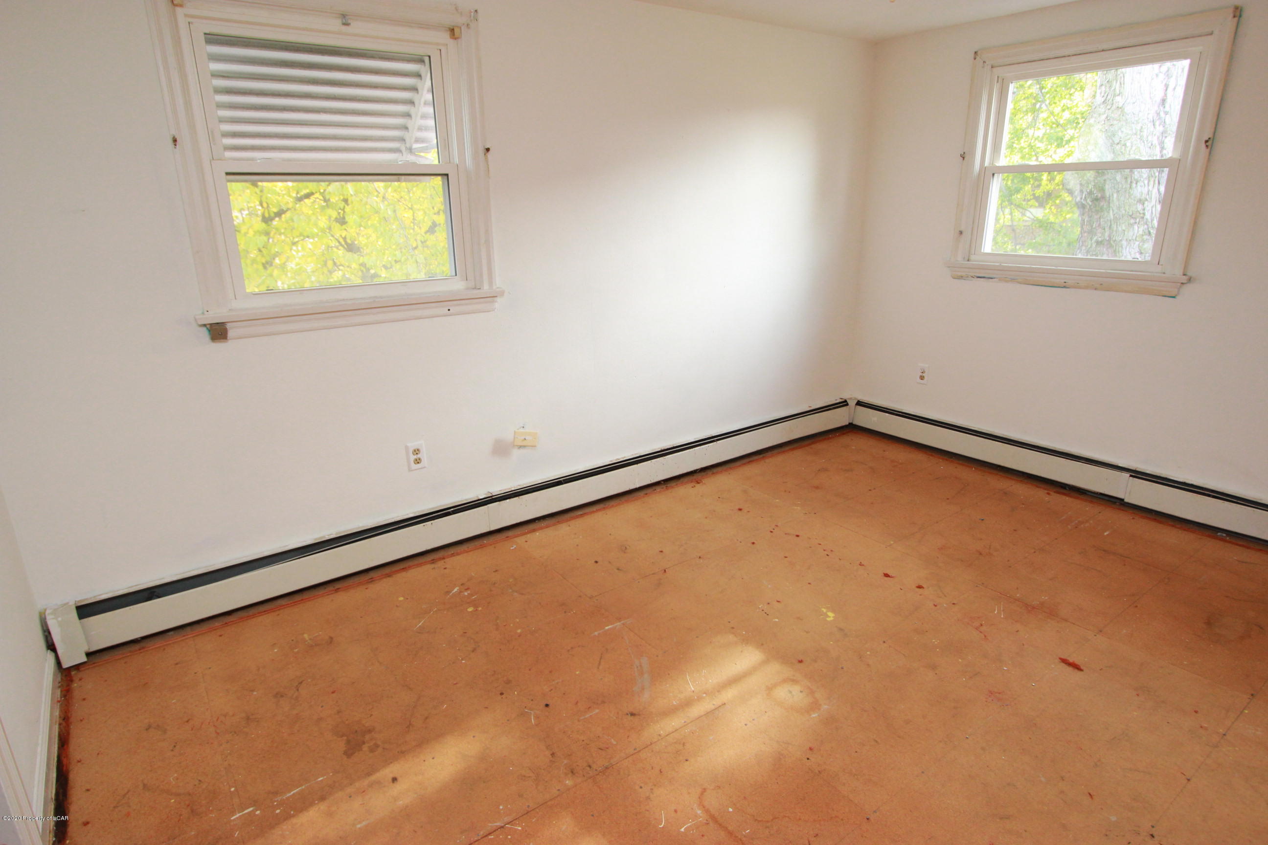 54 Corlear Street, Wilkes-Barre