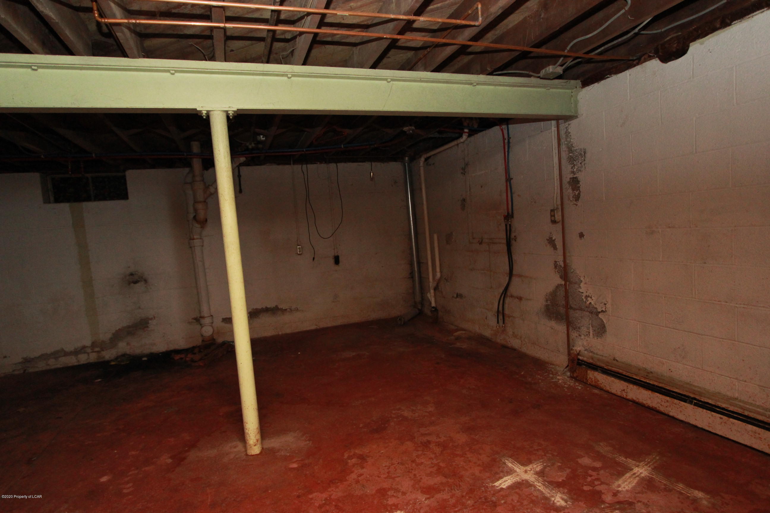 54 Corlear Street, Wilkes-Barre
