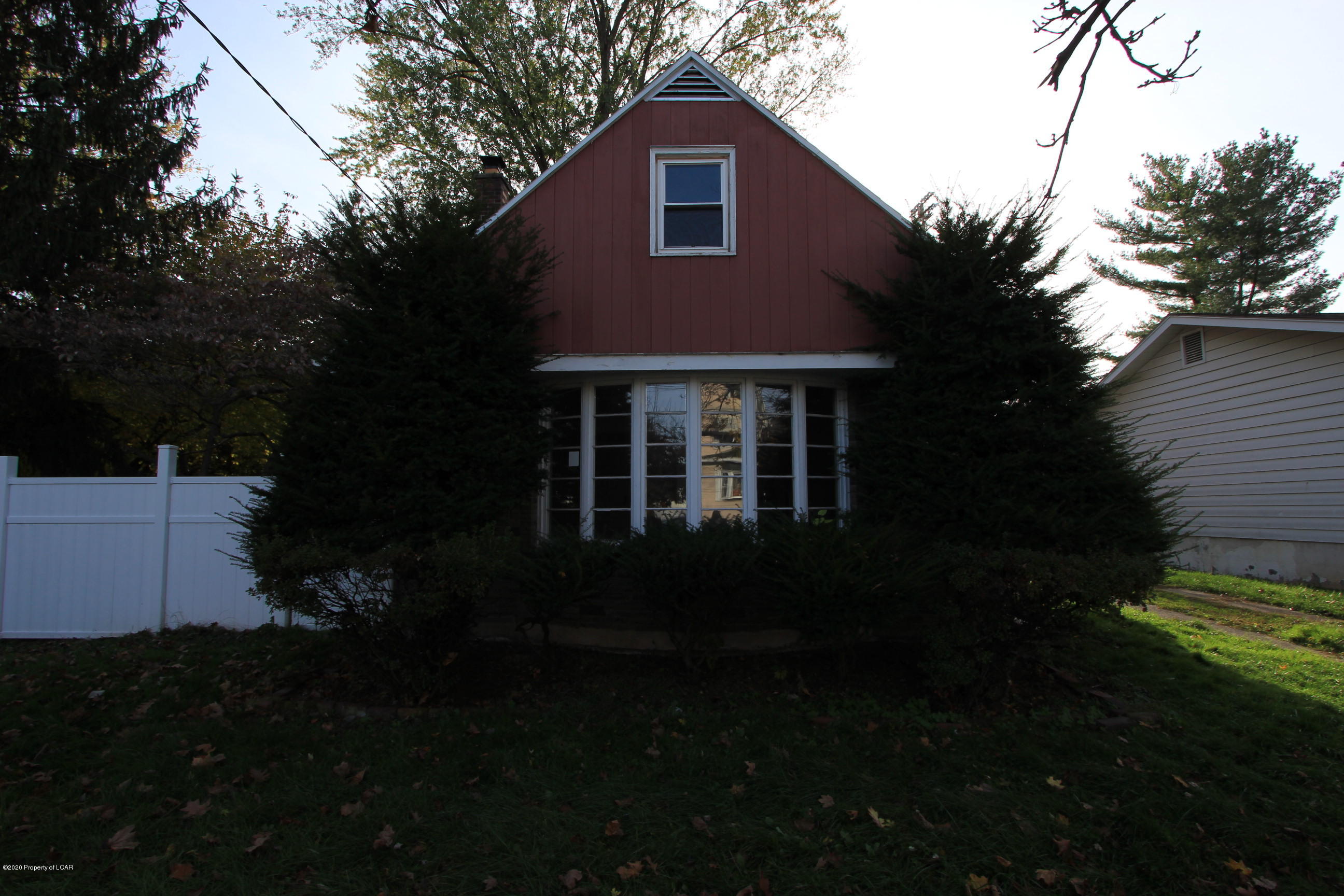 54 Corlear Street, Wilkes-Barre