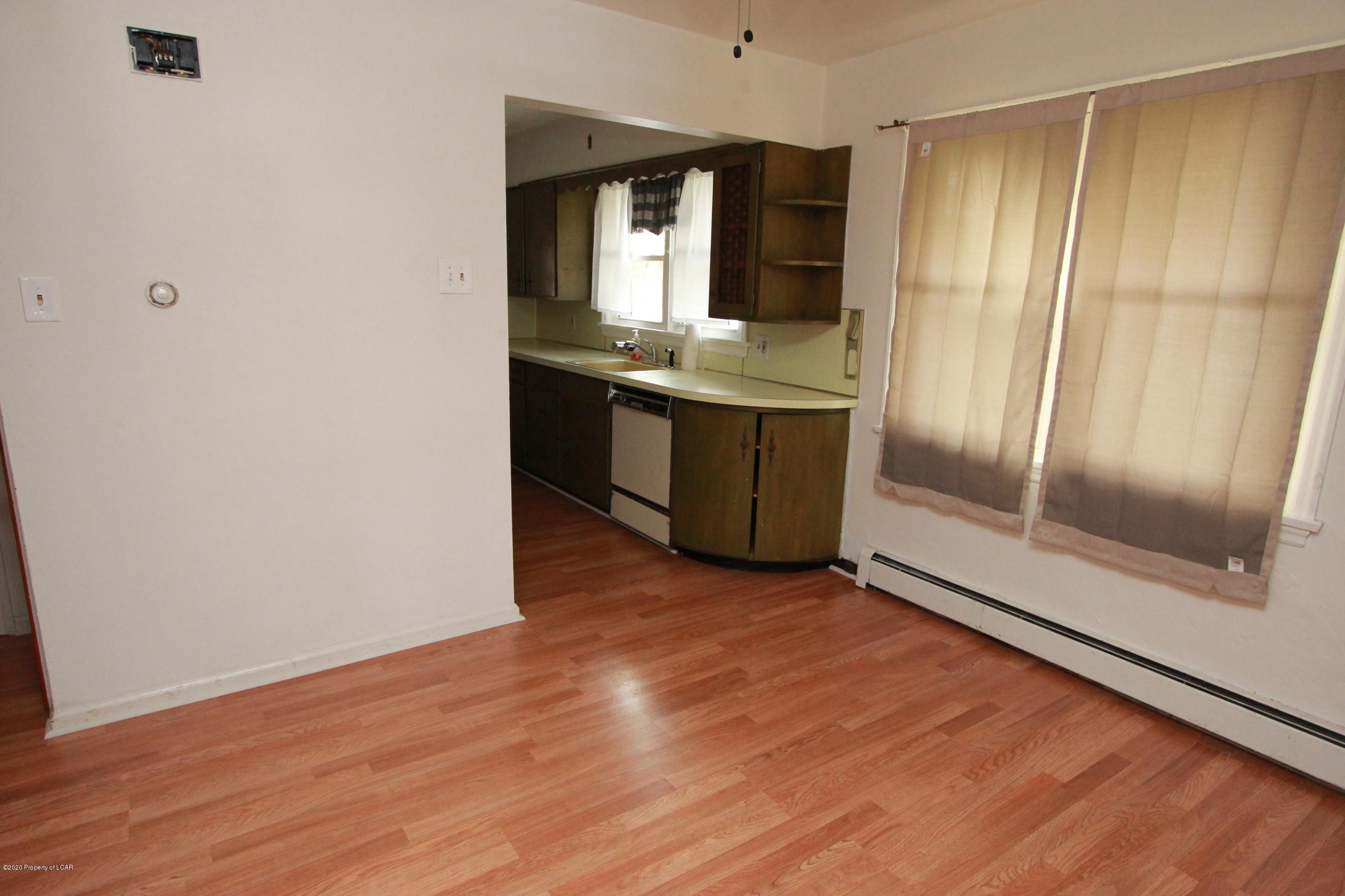 54 Corlear Street, Wilkes-Barre