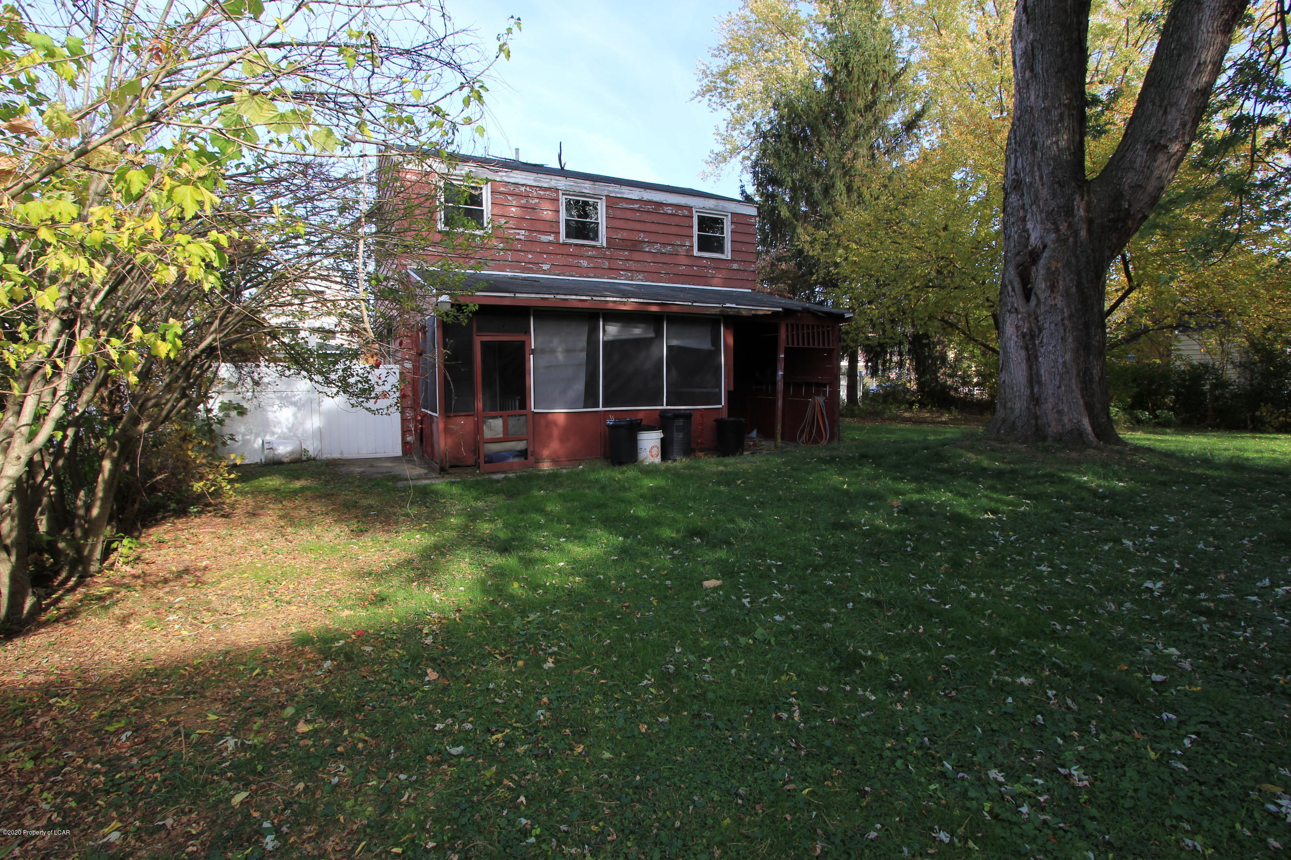 54 Corlear Street, Wilkes-Barre