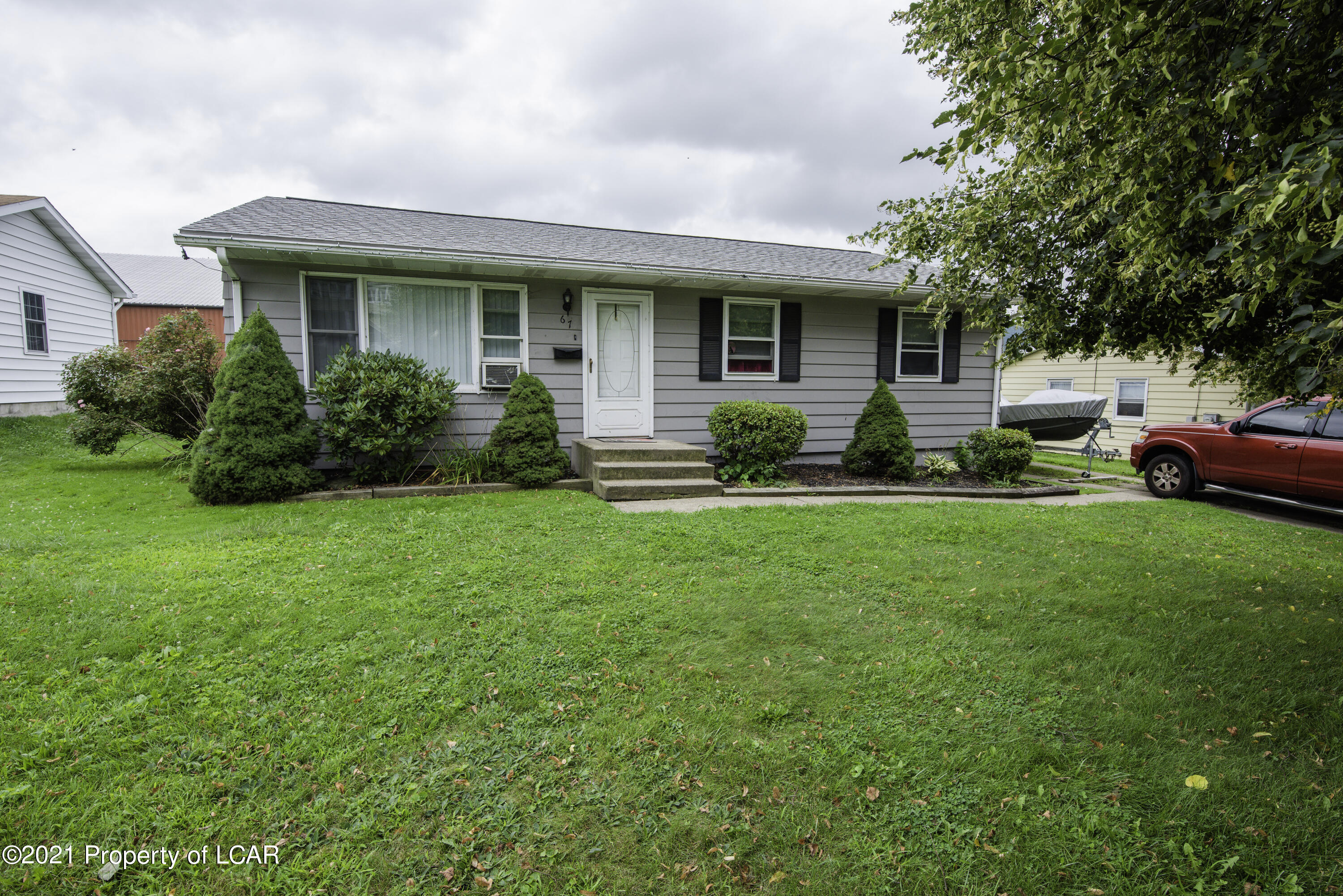 67 Wilkes Lane, Wilkes-Barre