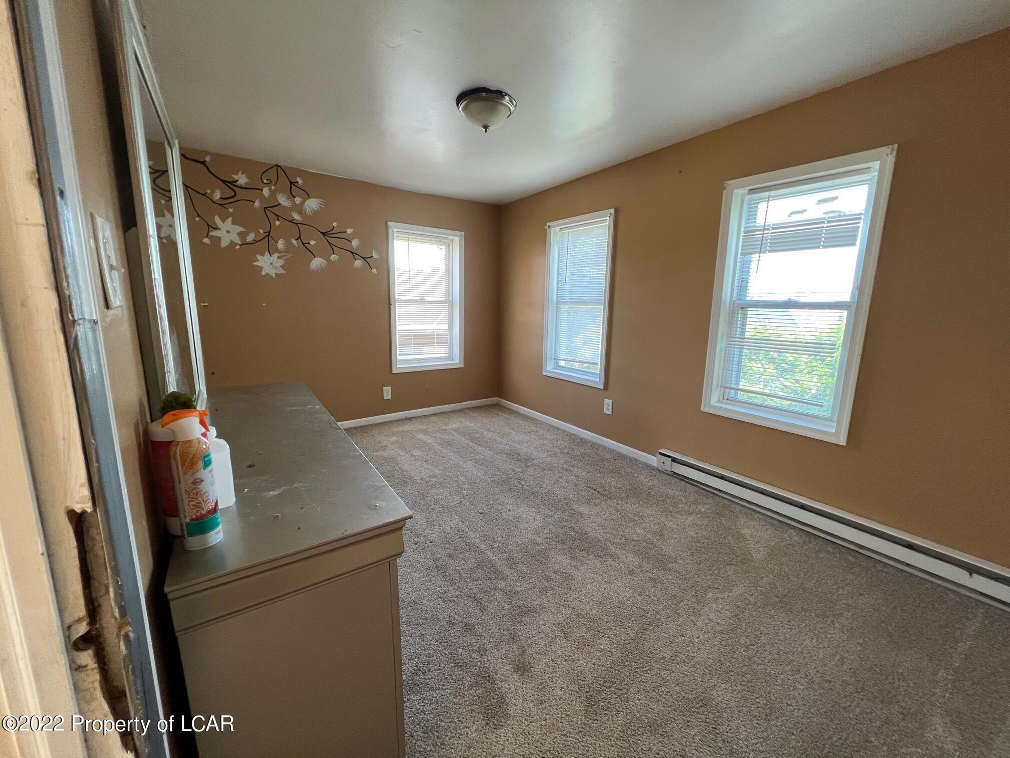 9 Cork Lane, Wilkes-Barre