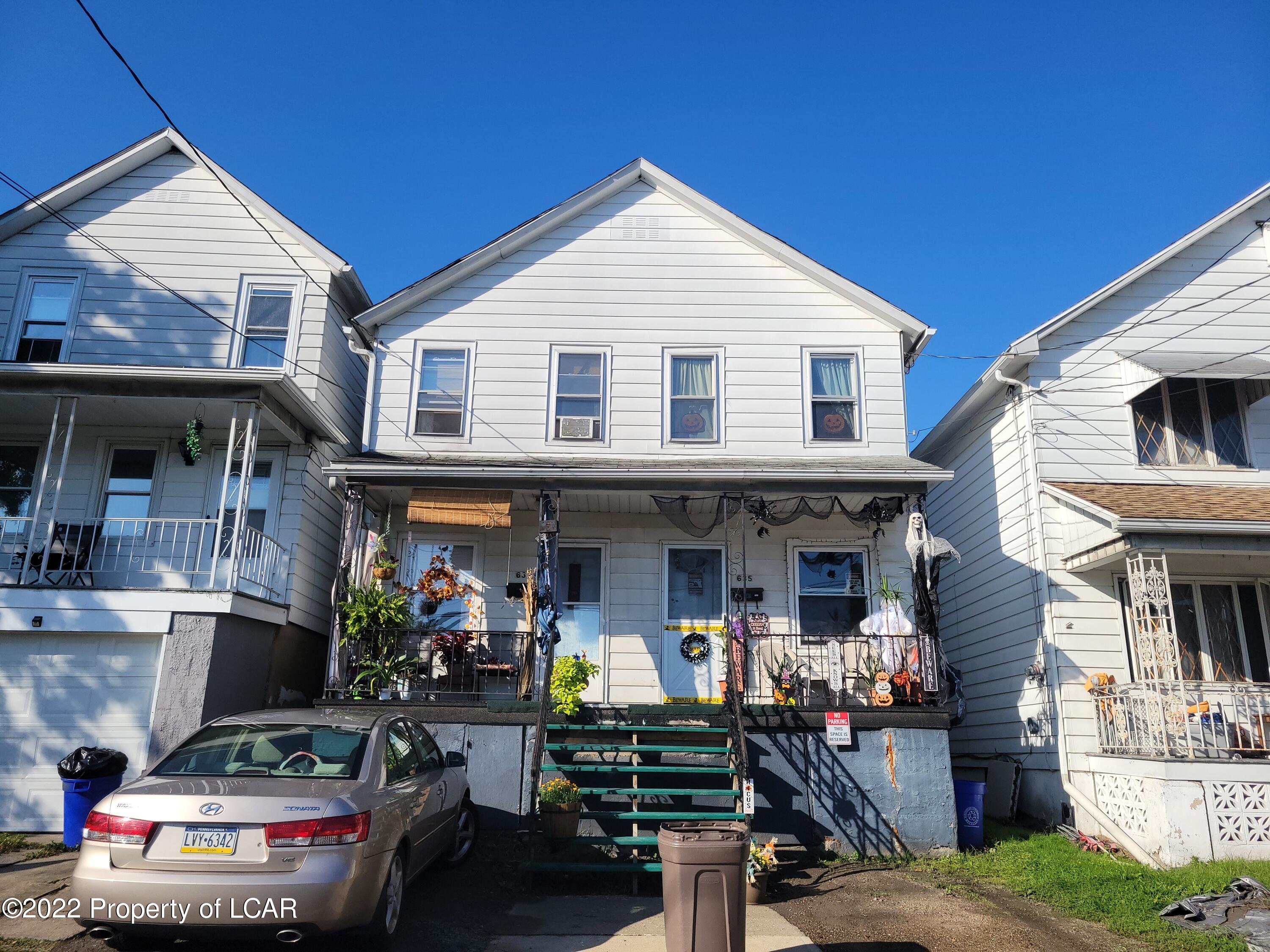 633 Front Street