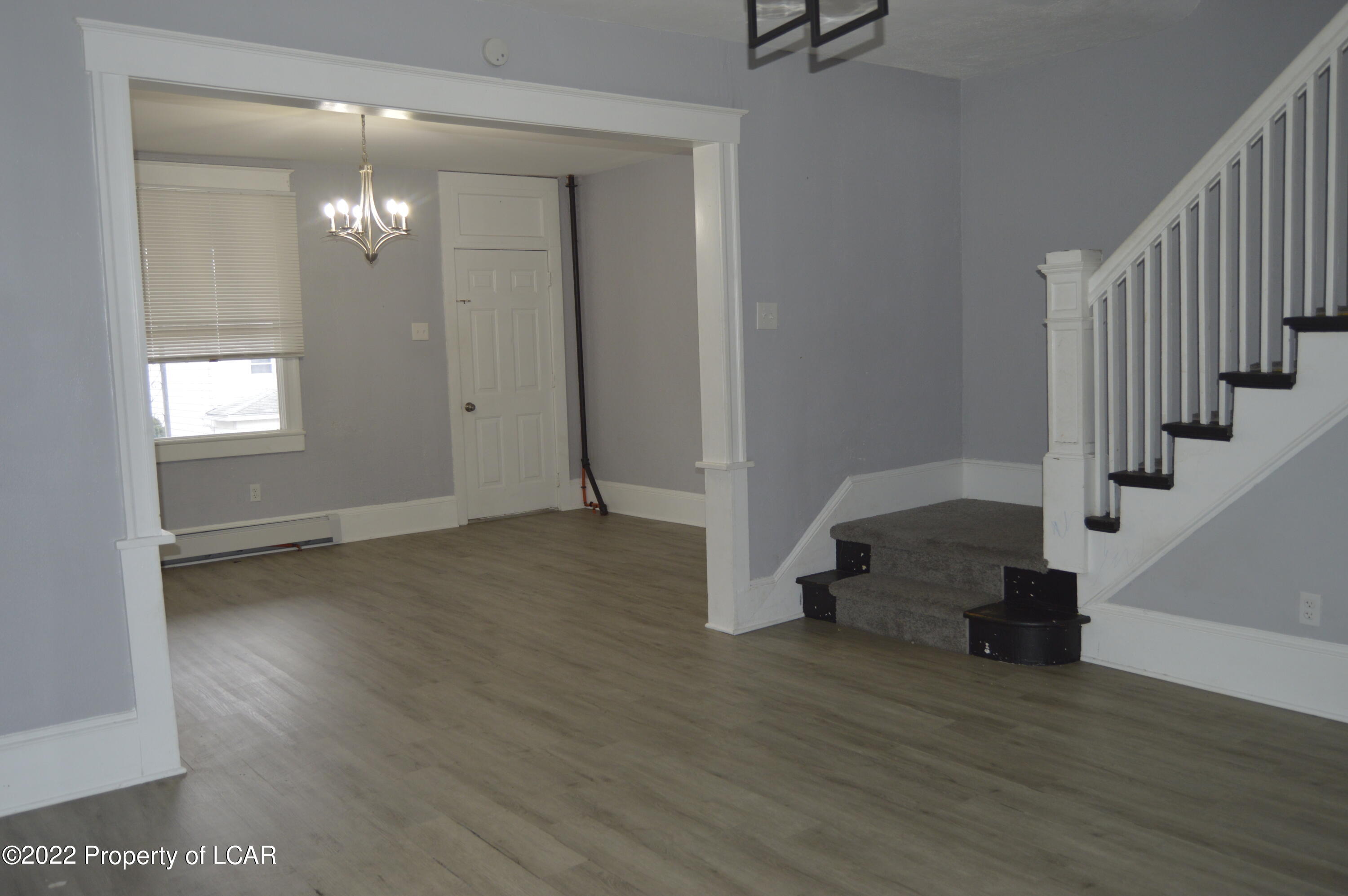 170 W Green Street