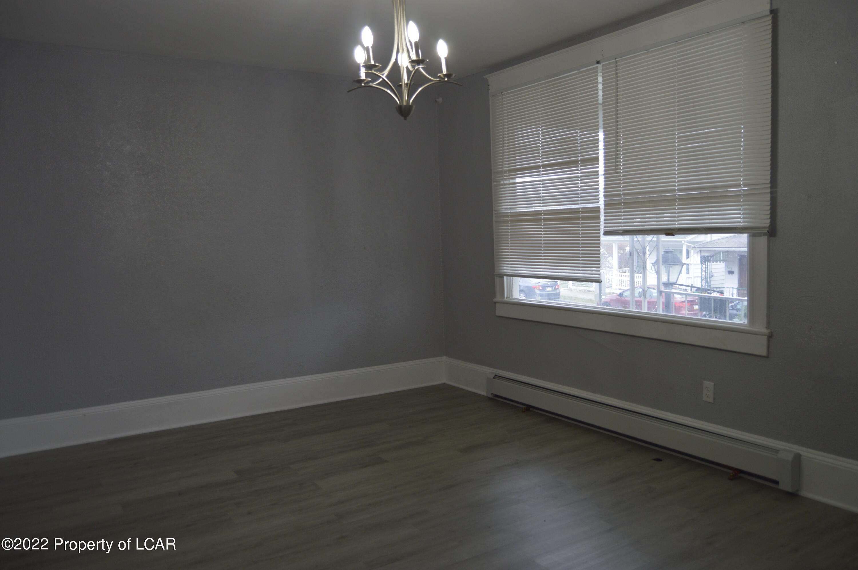 170 W Green Street