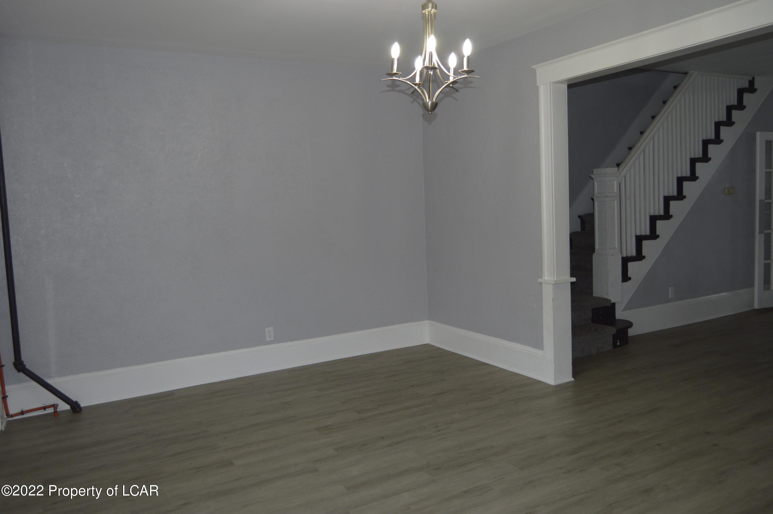 170 W Green Street