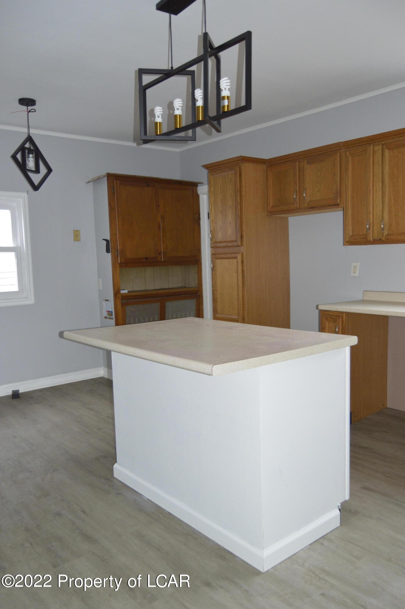 170 W Green Street