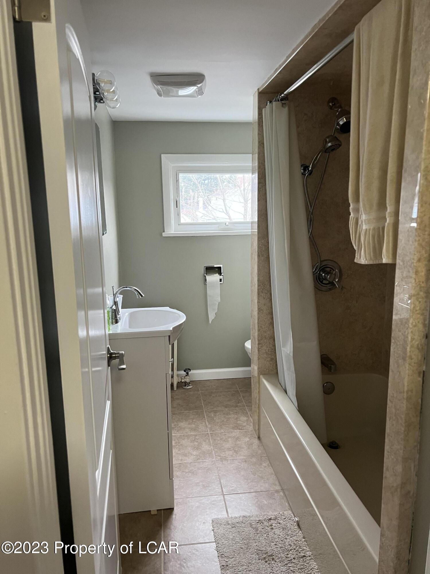12 Brown Street, Wilkes-Barre