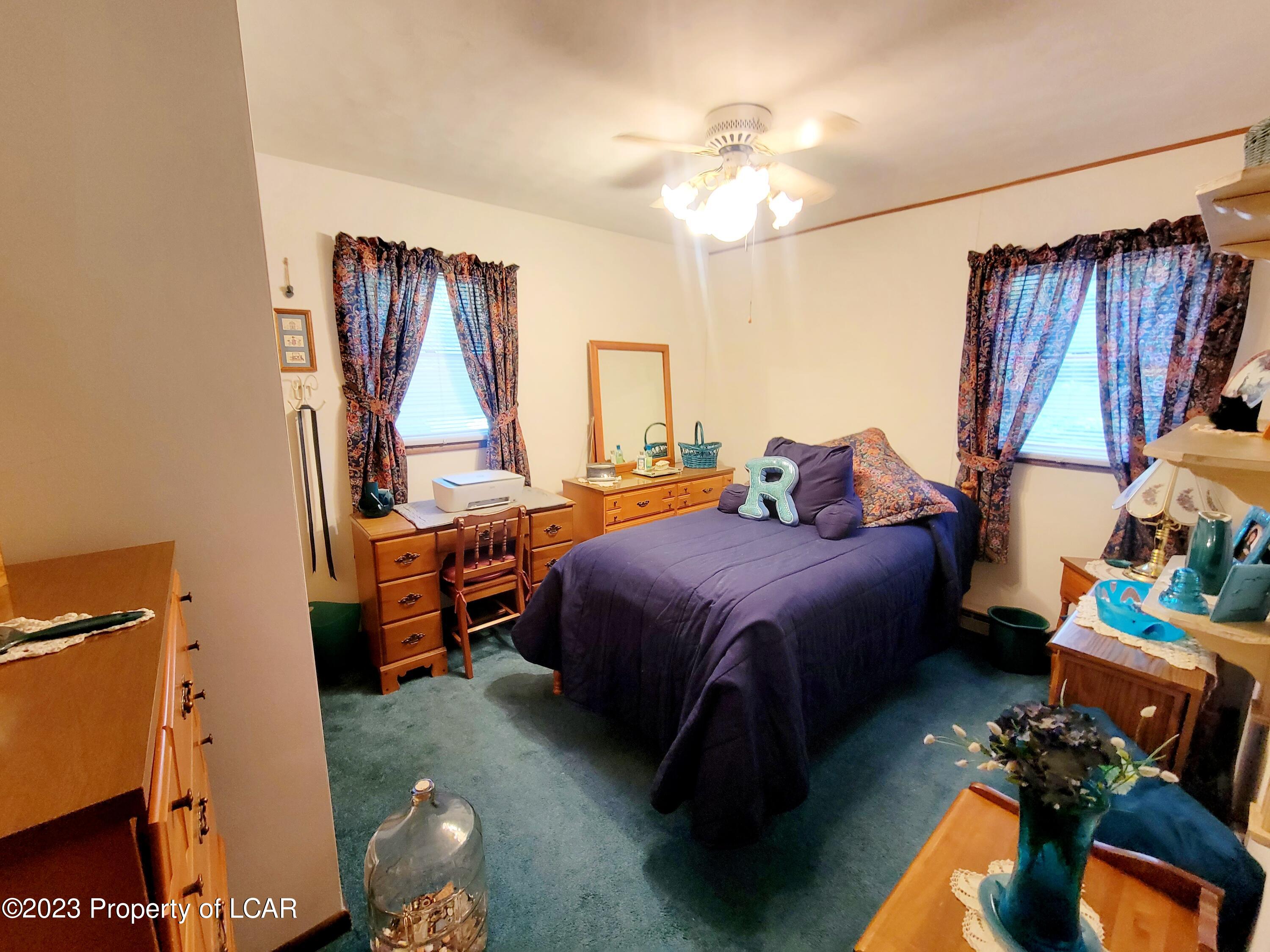 190 Old Tavern Road