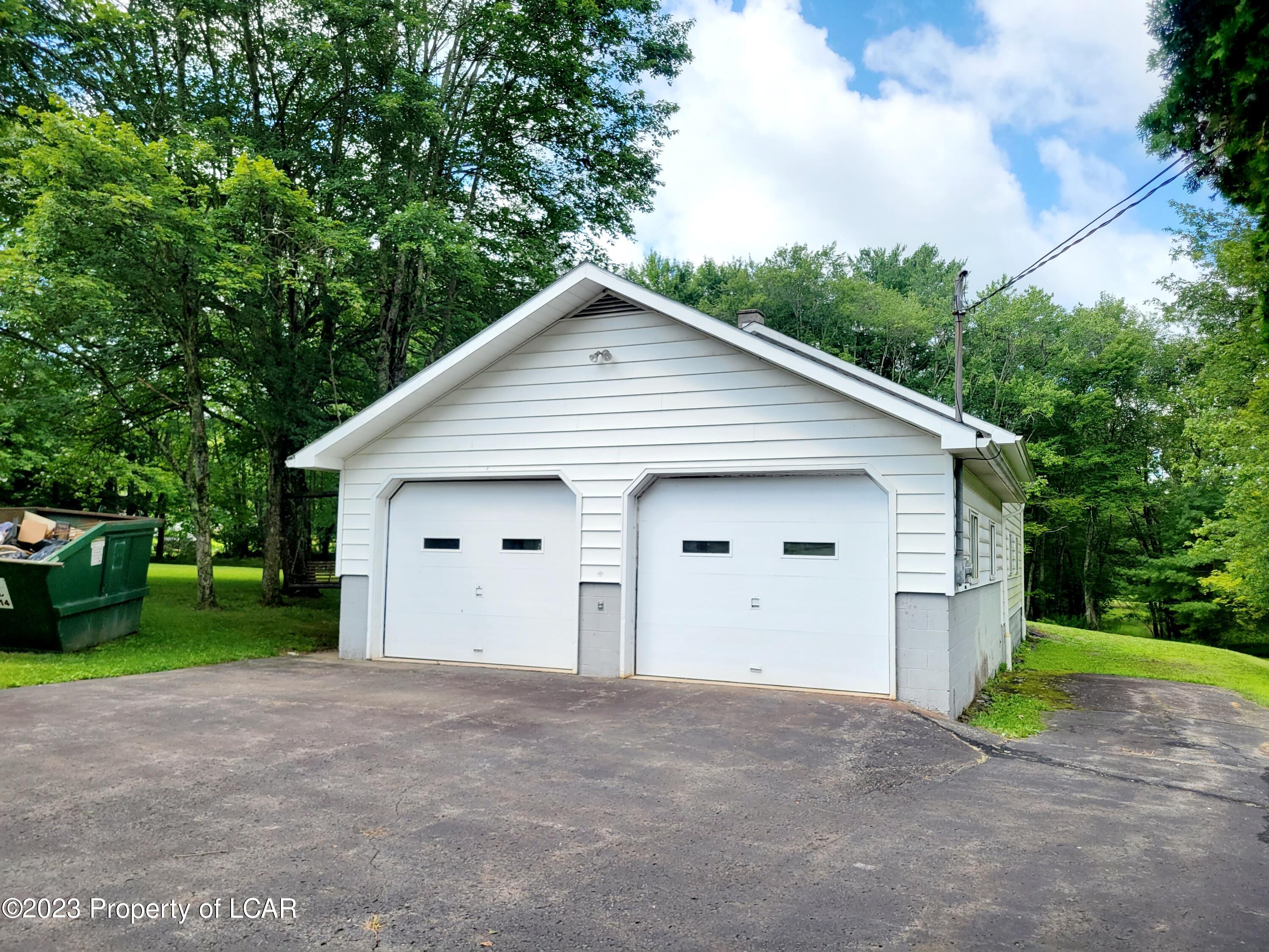 190 Old Tavern Road