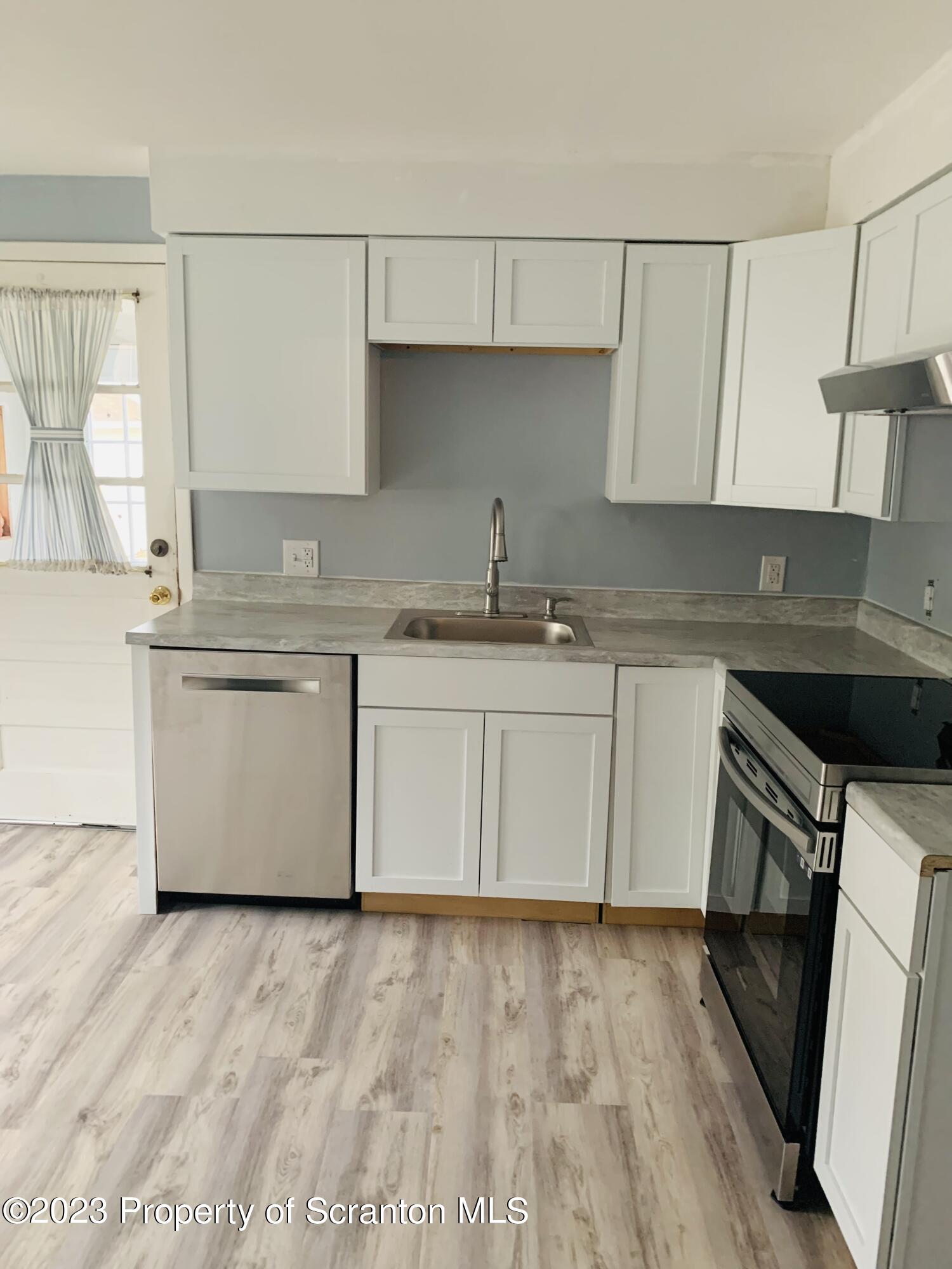 330 Ferdinand Street