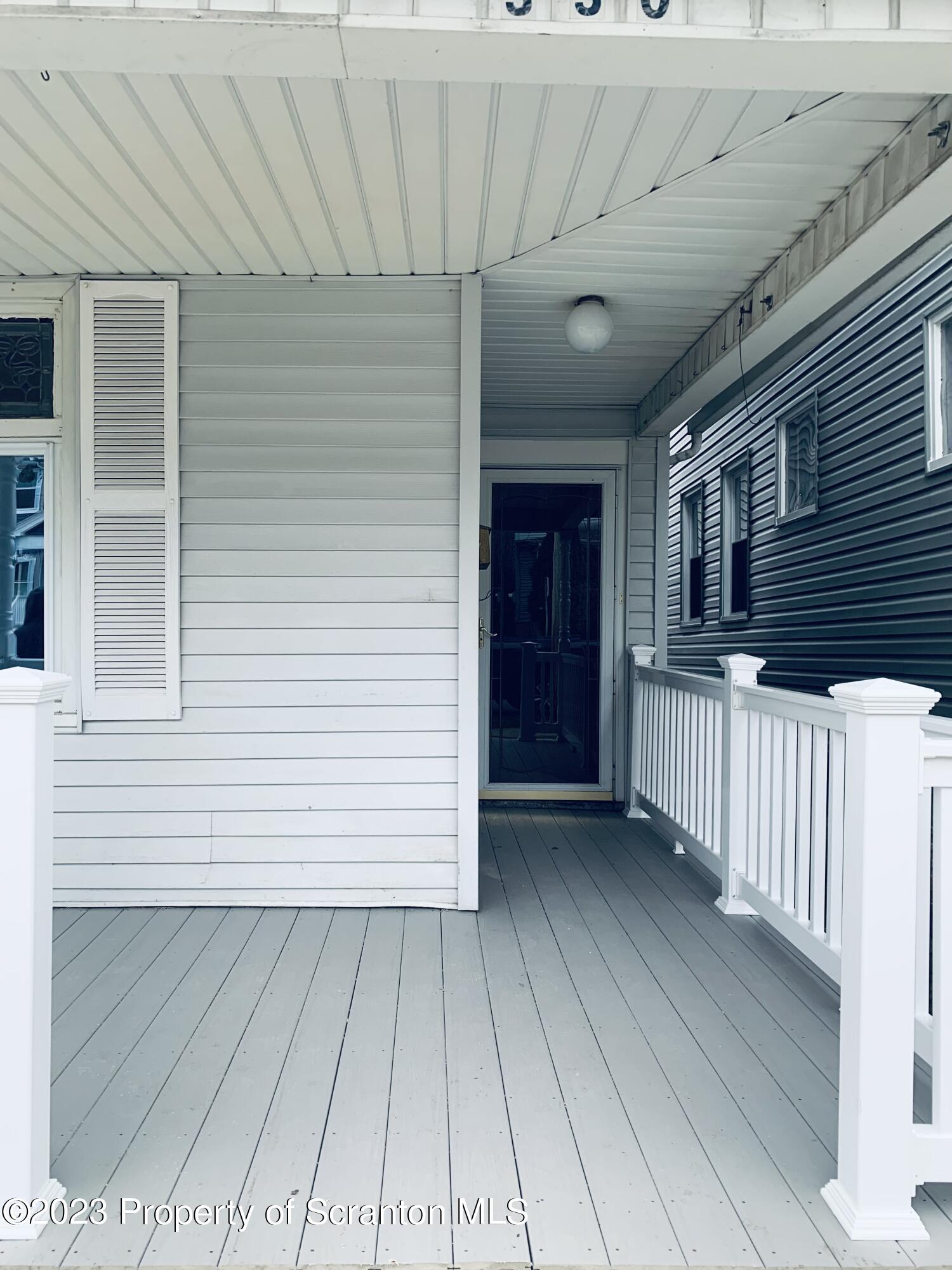 330 Ferdinand Street