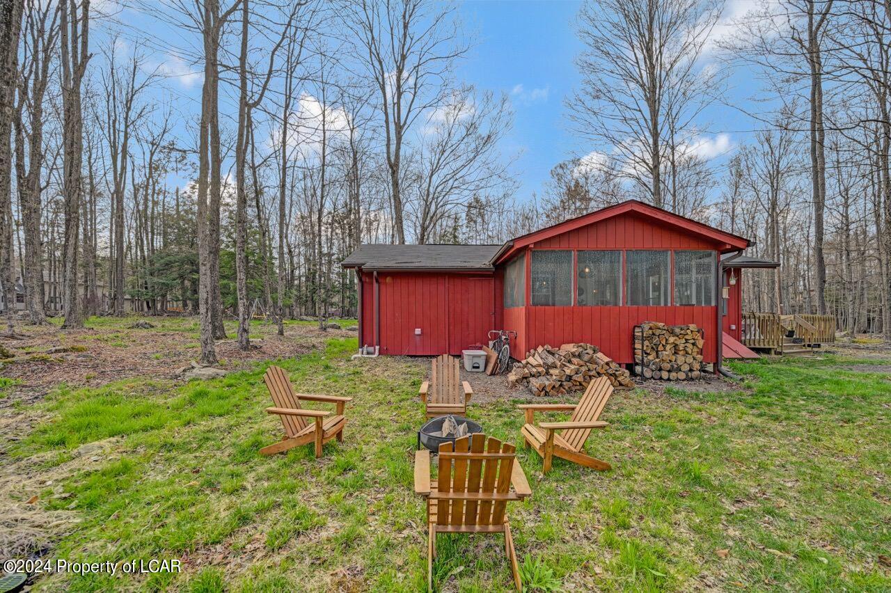 165 Greenview Ct