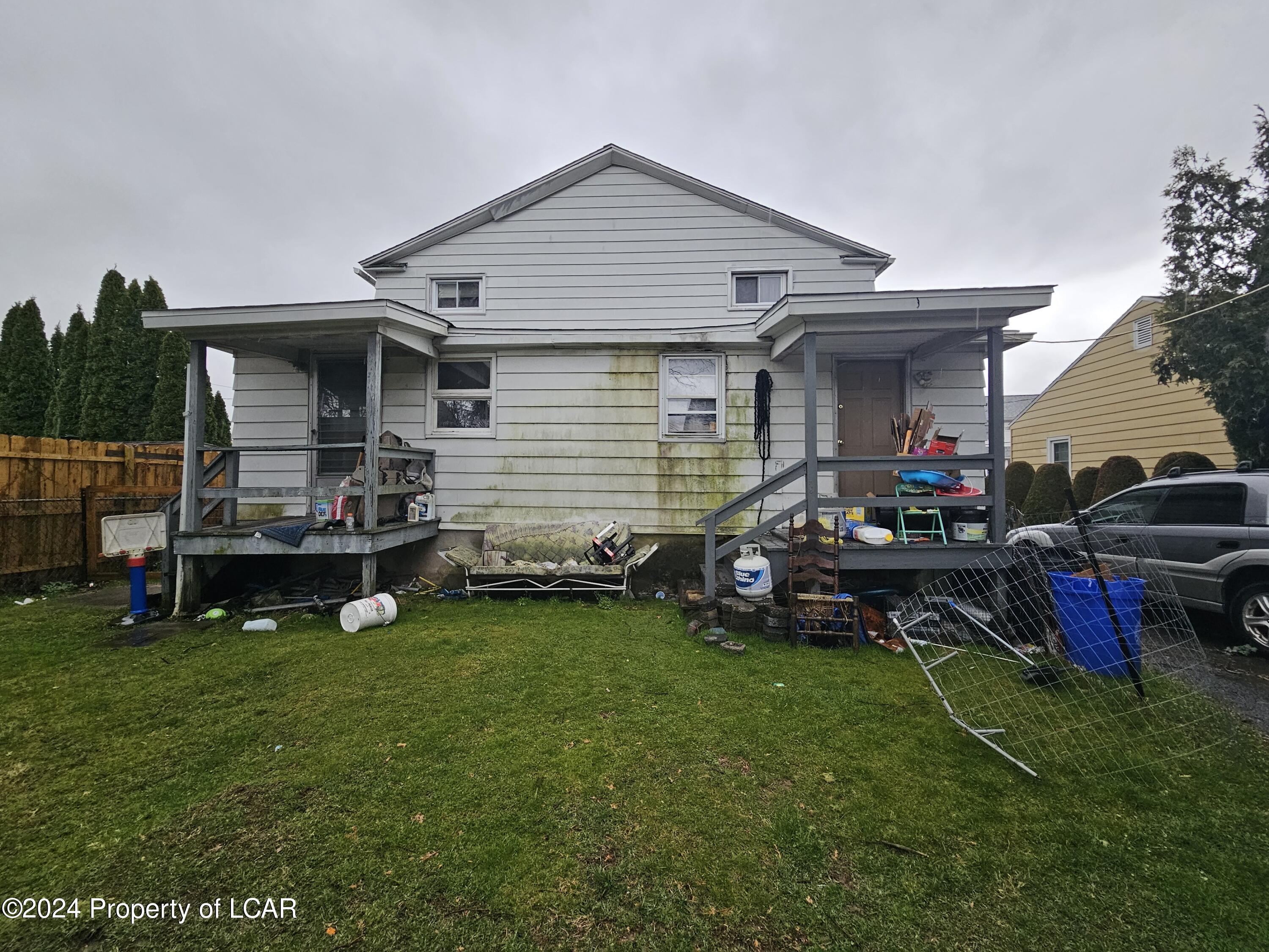 8 Garber Street