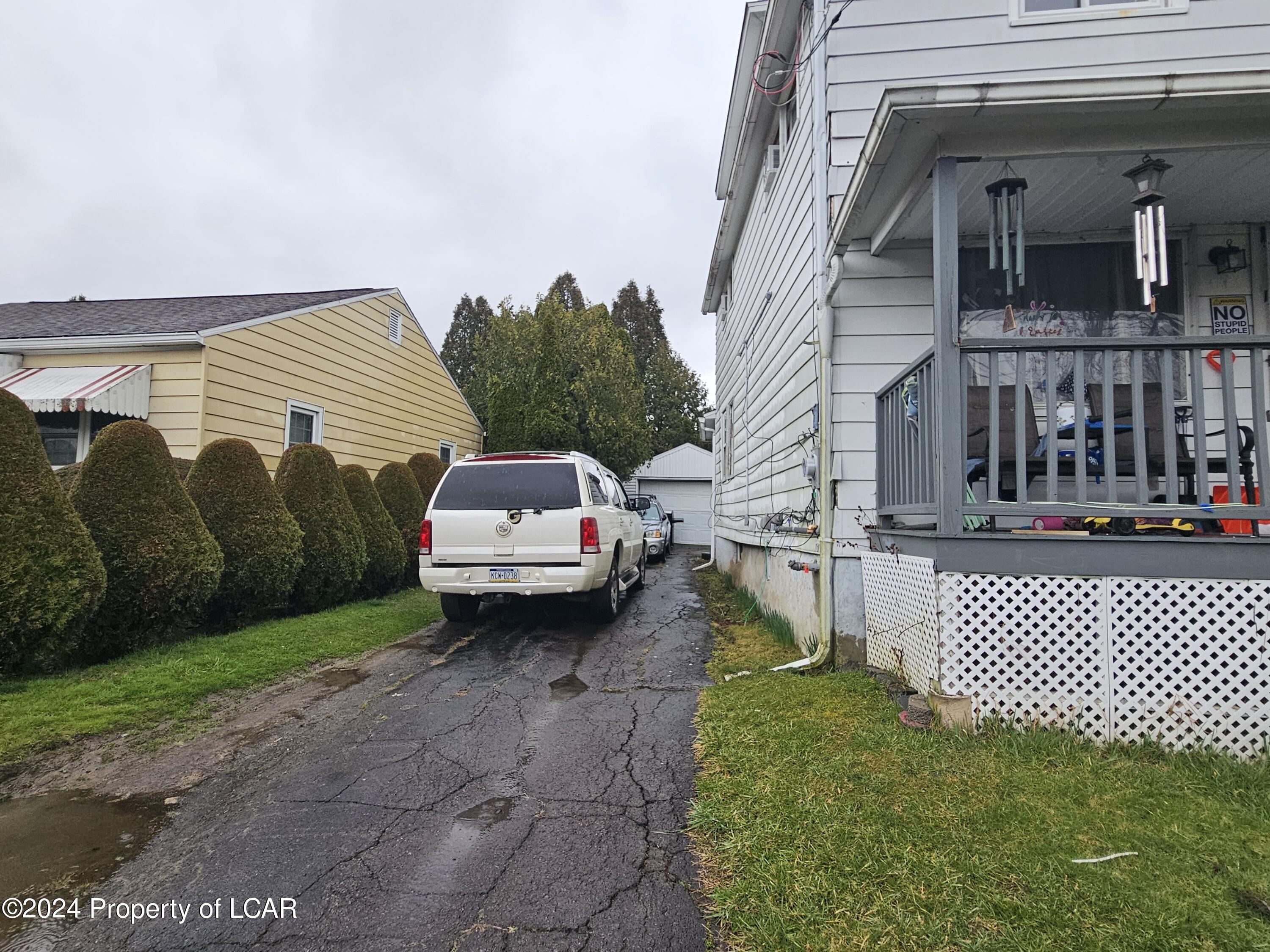 8 Garber Street