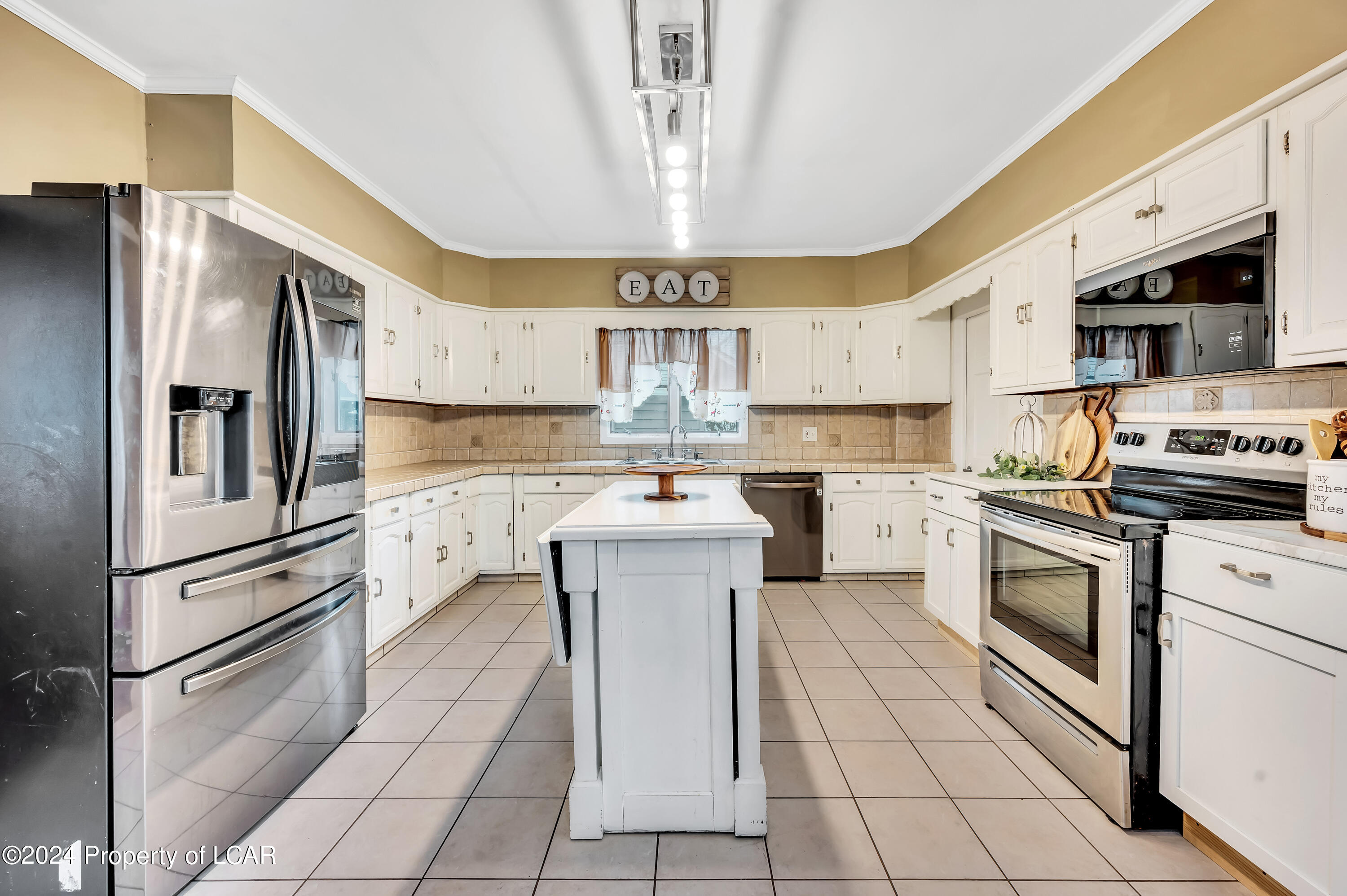 93 Custer Street, Wilkes-Barre